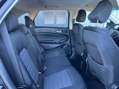 2020 Ford Edge SE