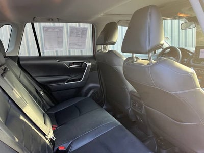 2020 Toyota RAV4 XLE Premium
