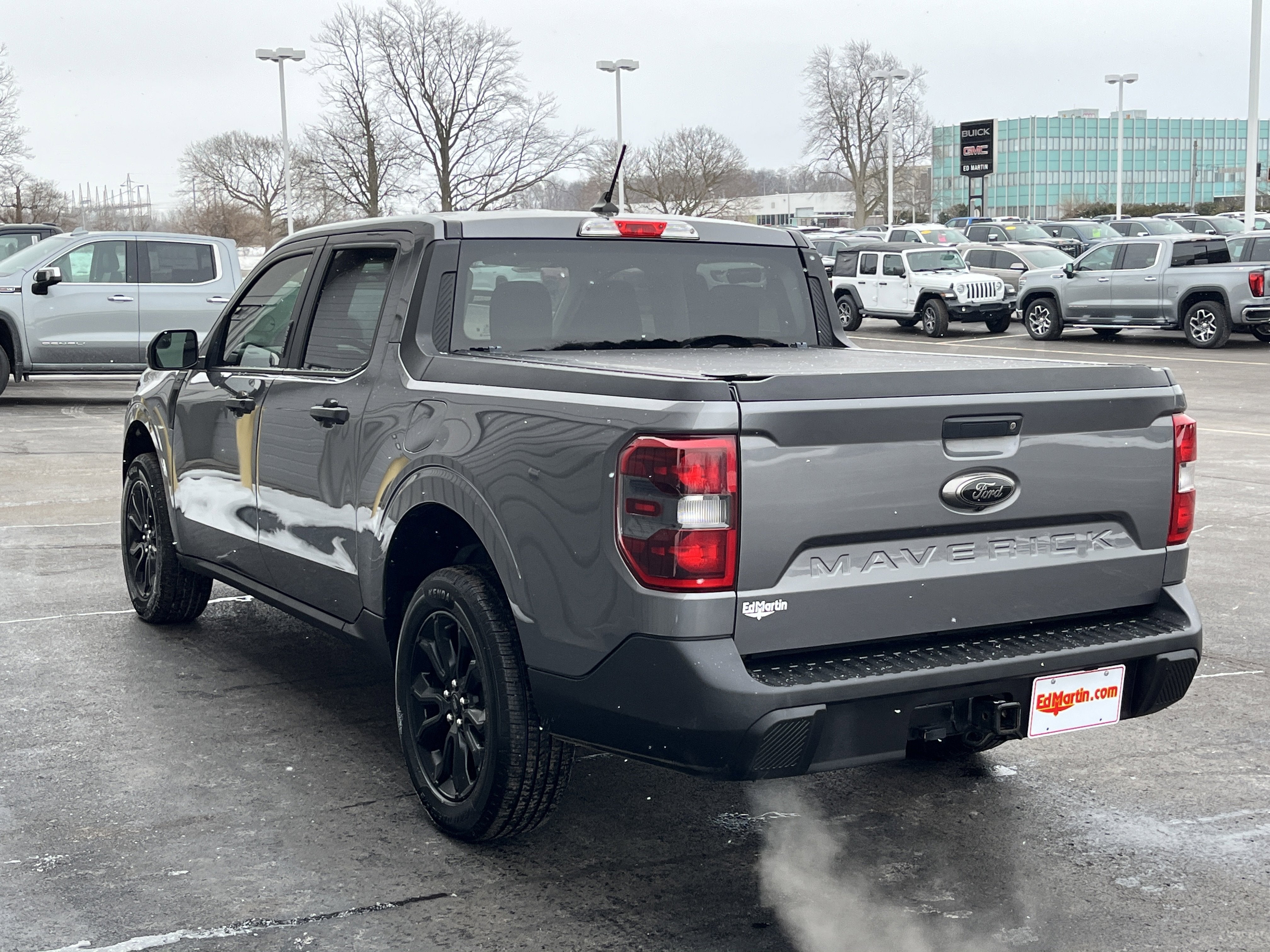 2023 Ford Maverick XL