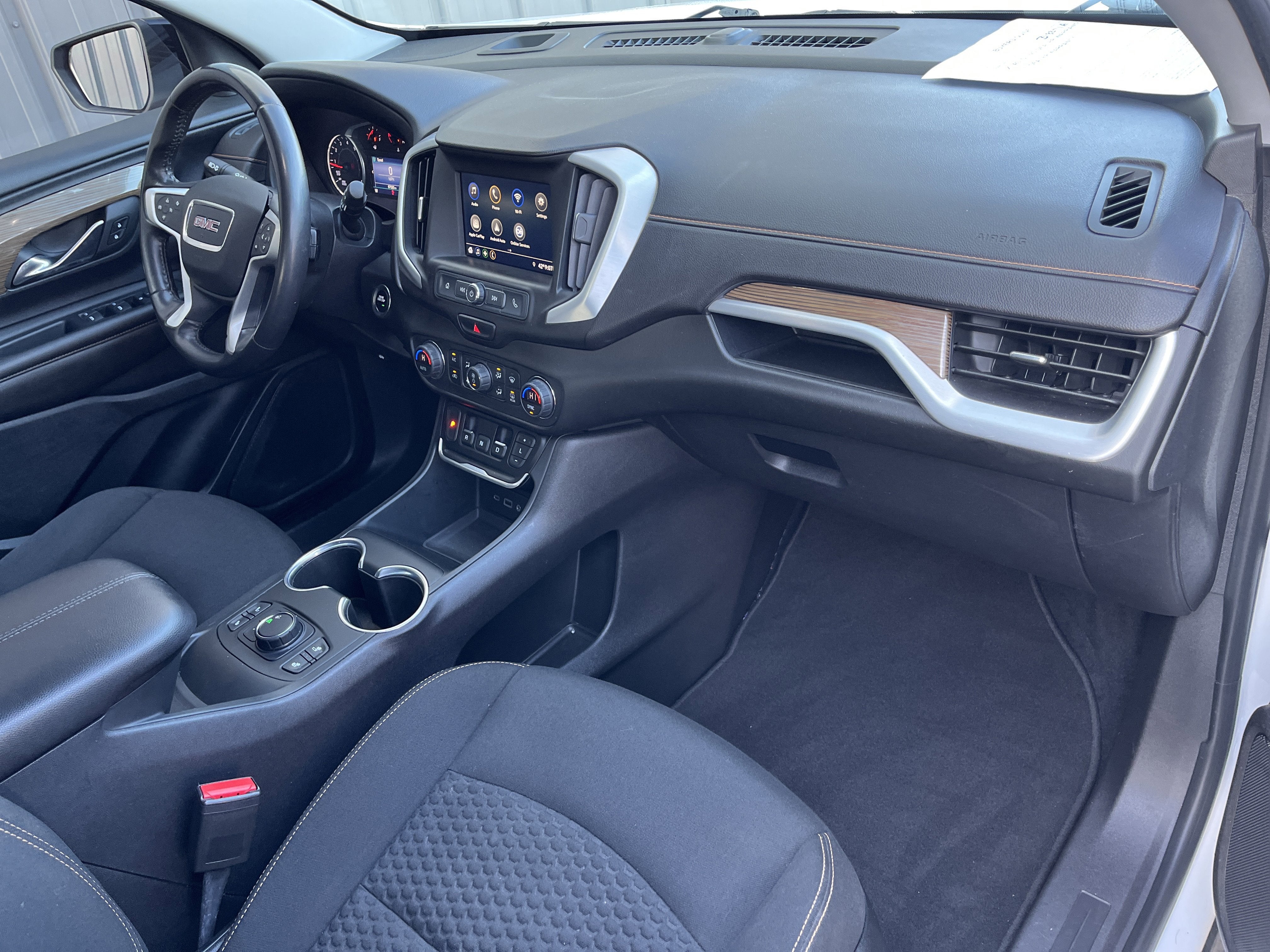 2021 GMC Terrain SLE