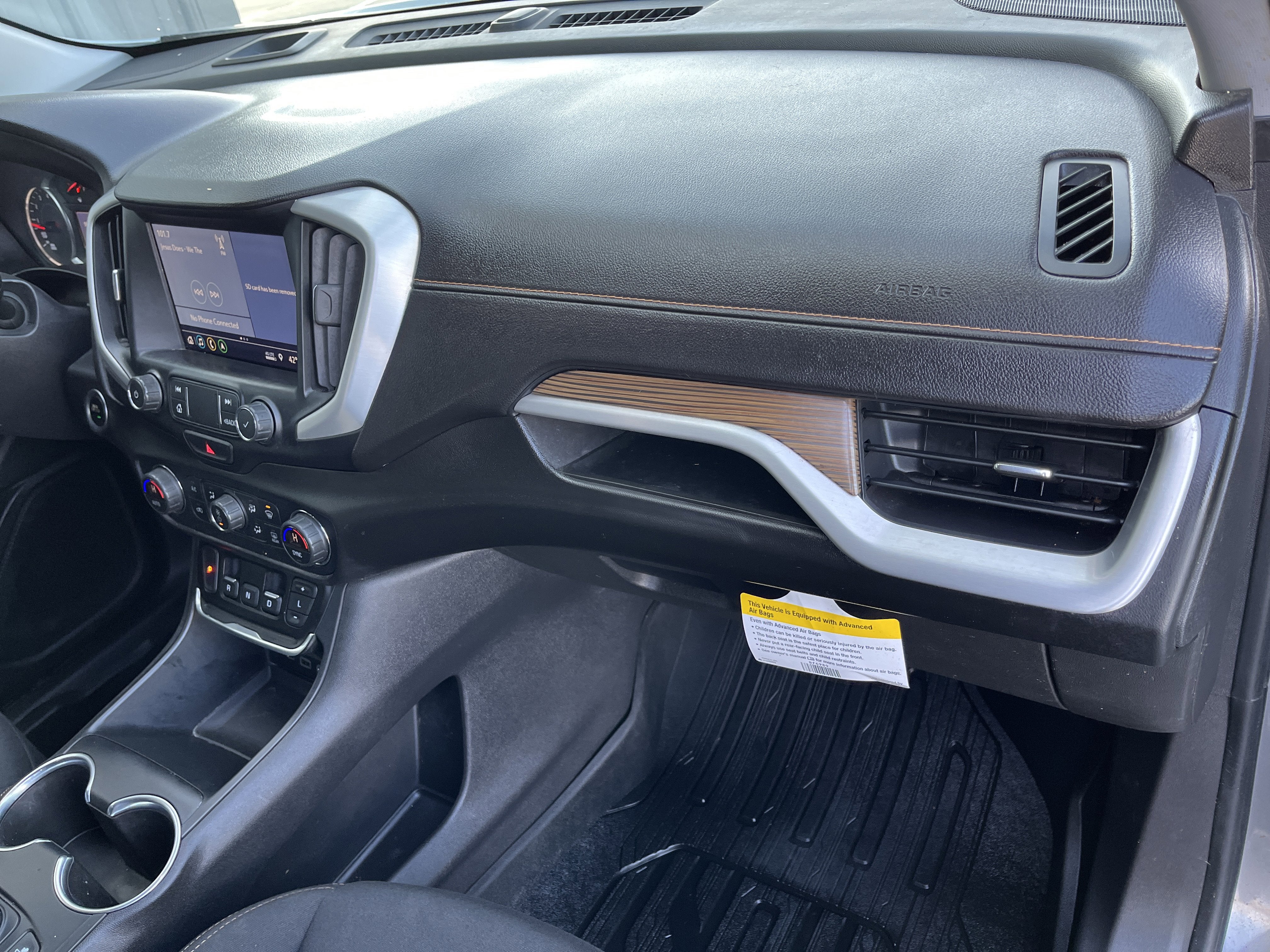 2020 GMC Terrain SLE