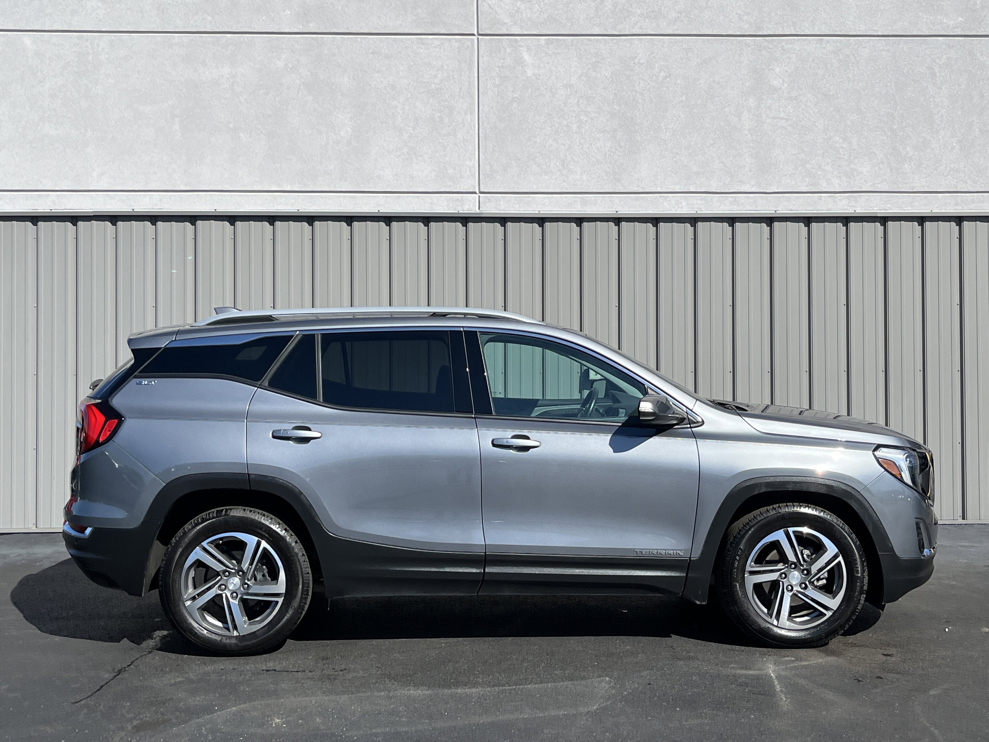 2021 GMC Terrain SLT