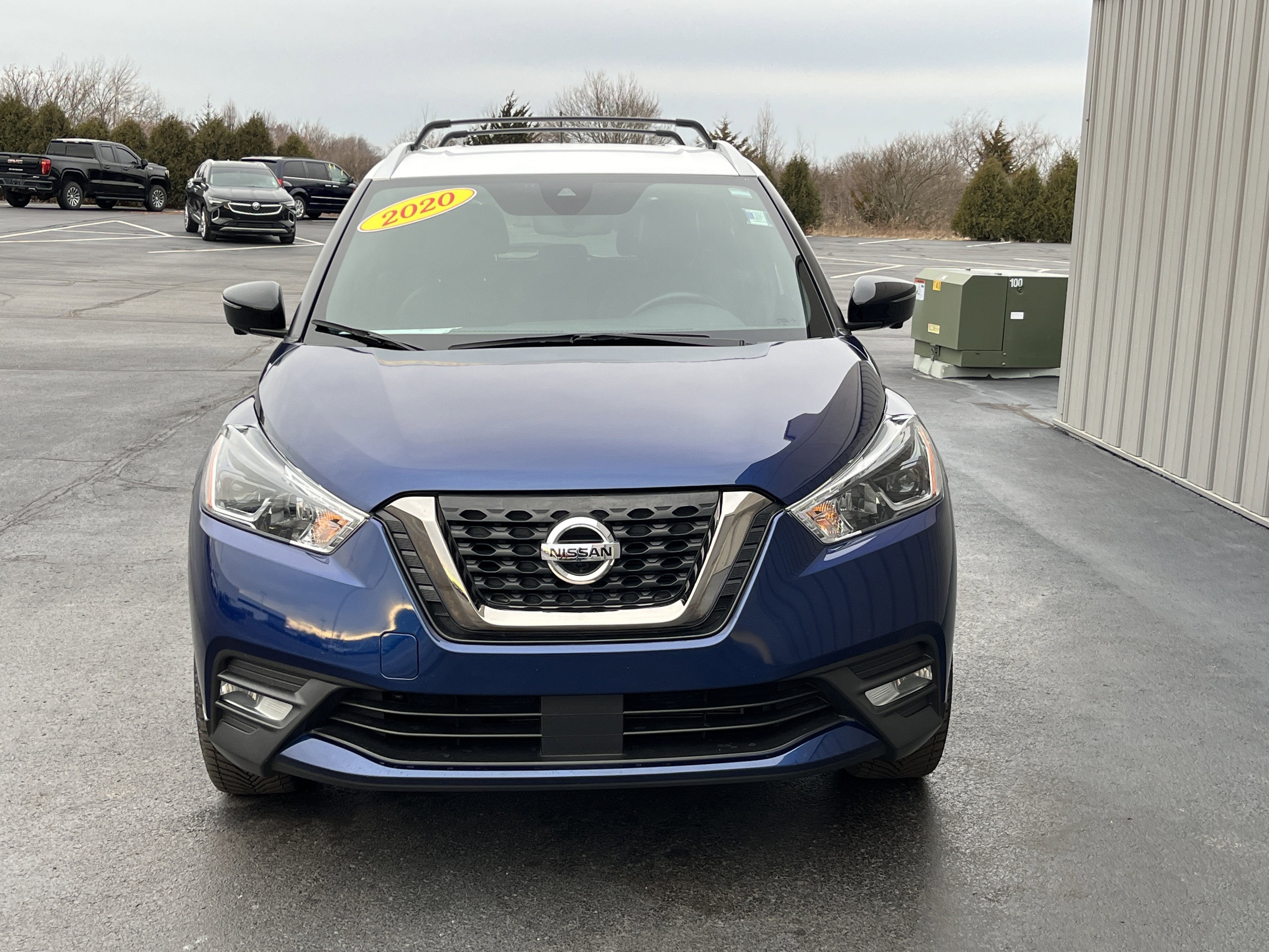 2020 Nissan Kicks SR