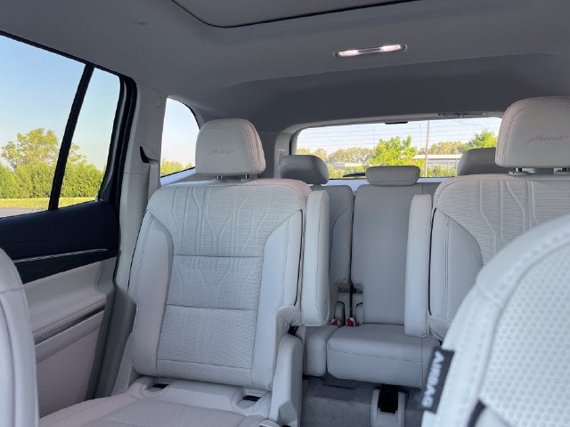 2027 Buick Enclave Avenir