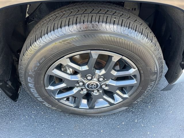2023 Toyota Sequoia SR5