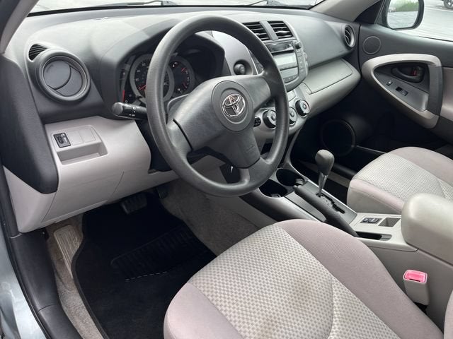 2006 Toyota RAV4 Base