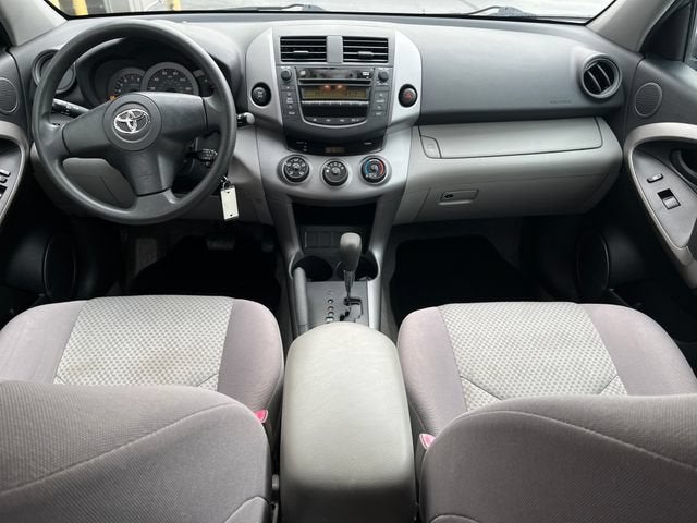 2006 Toyota RAV4 Base