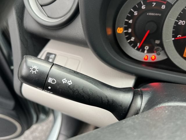 2006 Toyota RAV4 Base