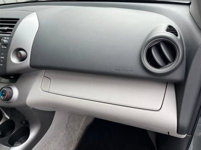 2006 Toyota RAV4 Base