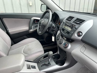 2006 Toyota RAV4 Base