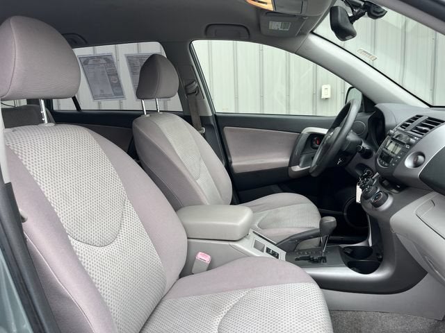2006 Toyota RAV4 Base