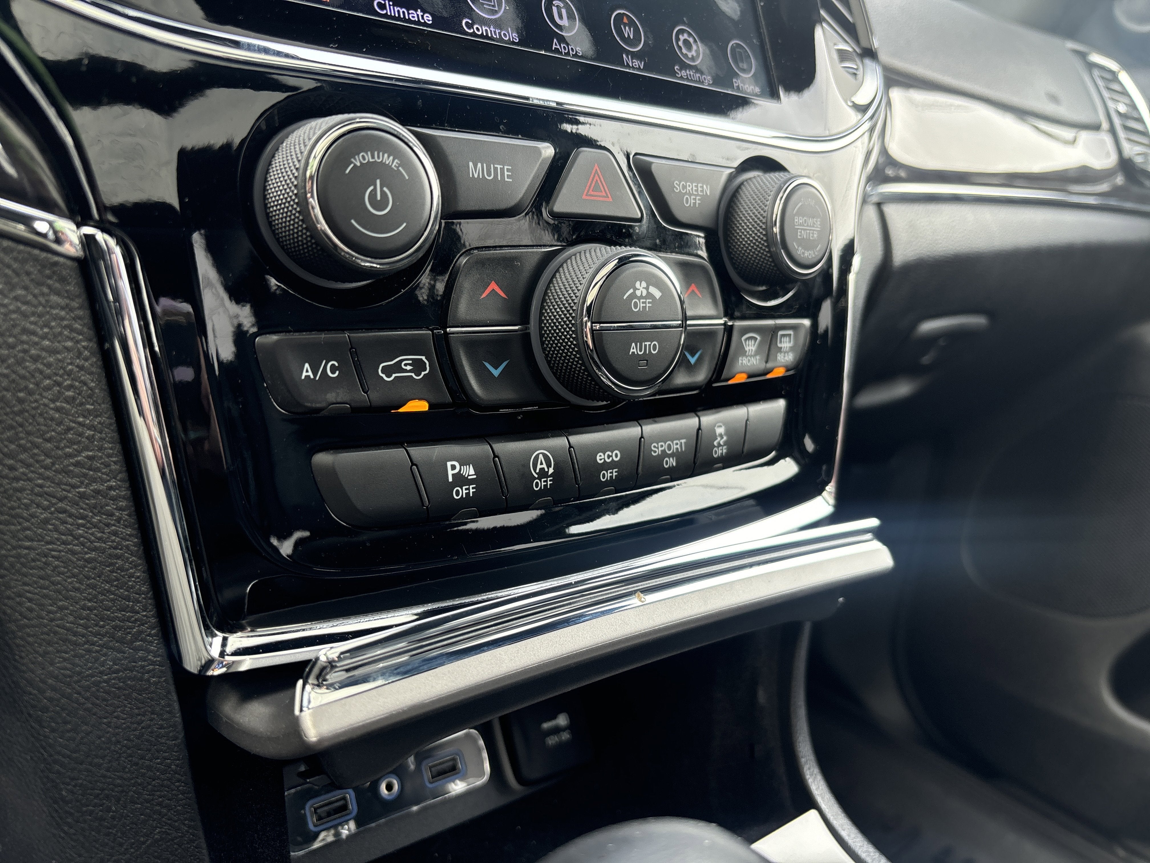 2019 Jeep Grand Cherokee Overland