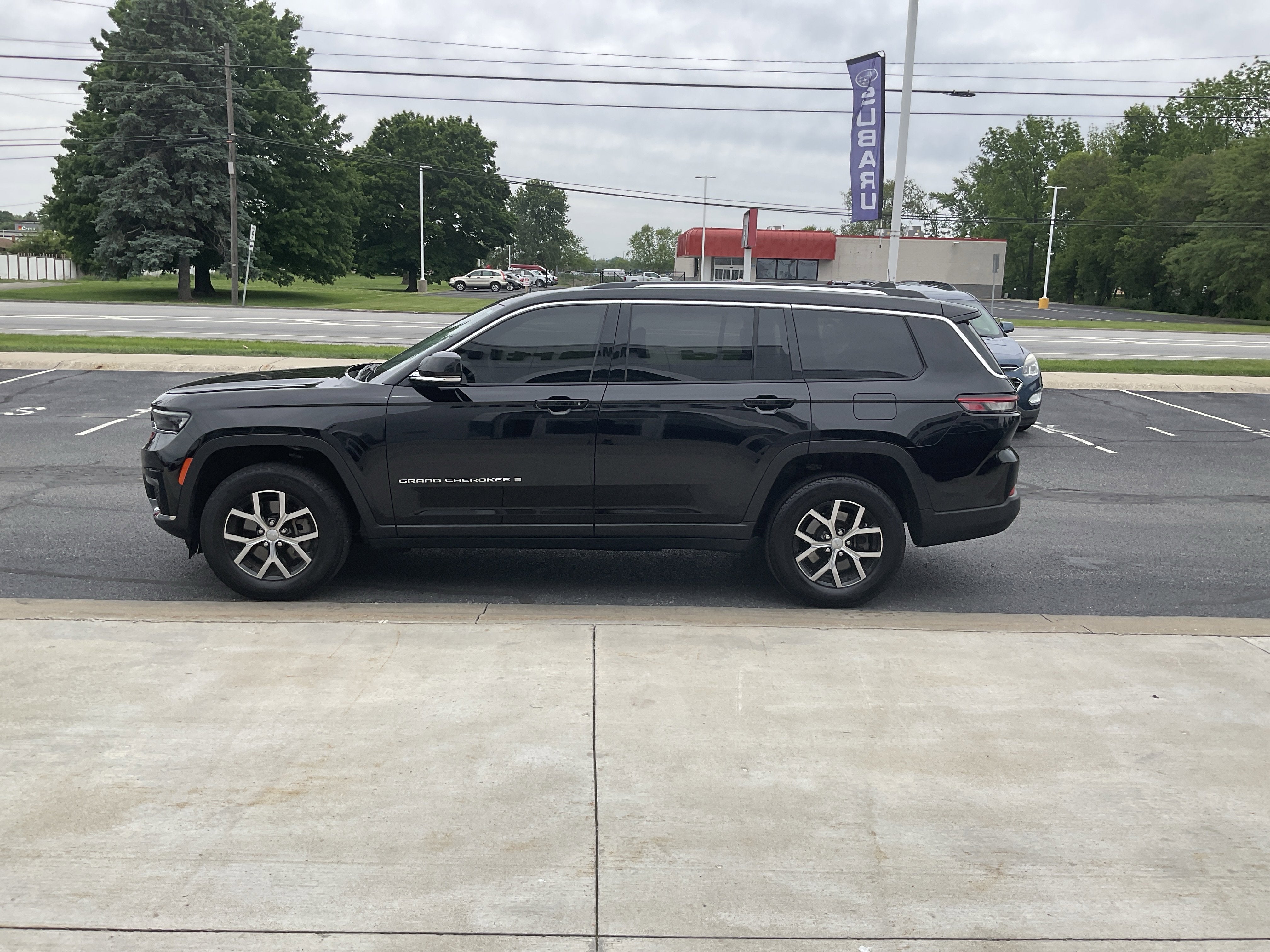 2023 Jeep Grand Cherokee L Limited