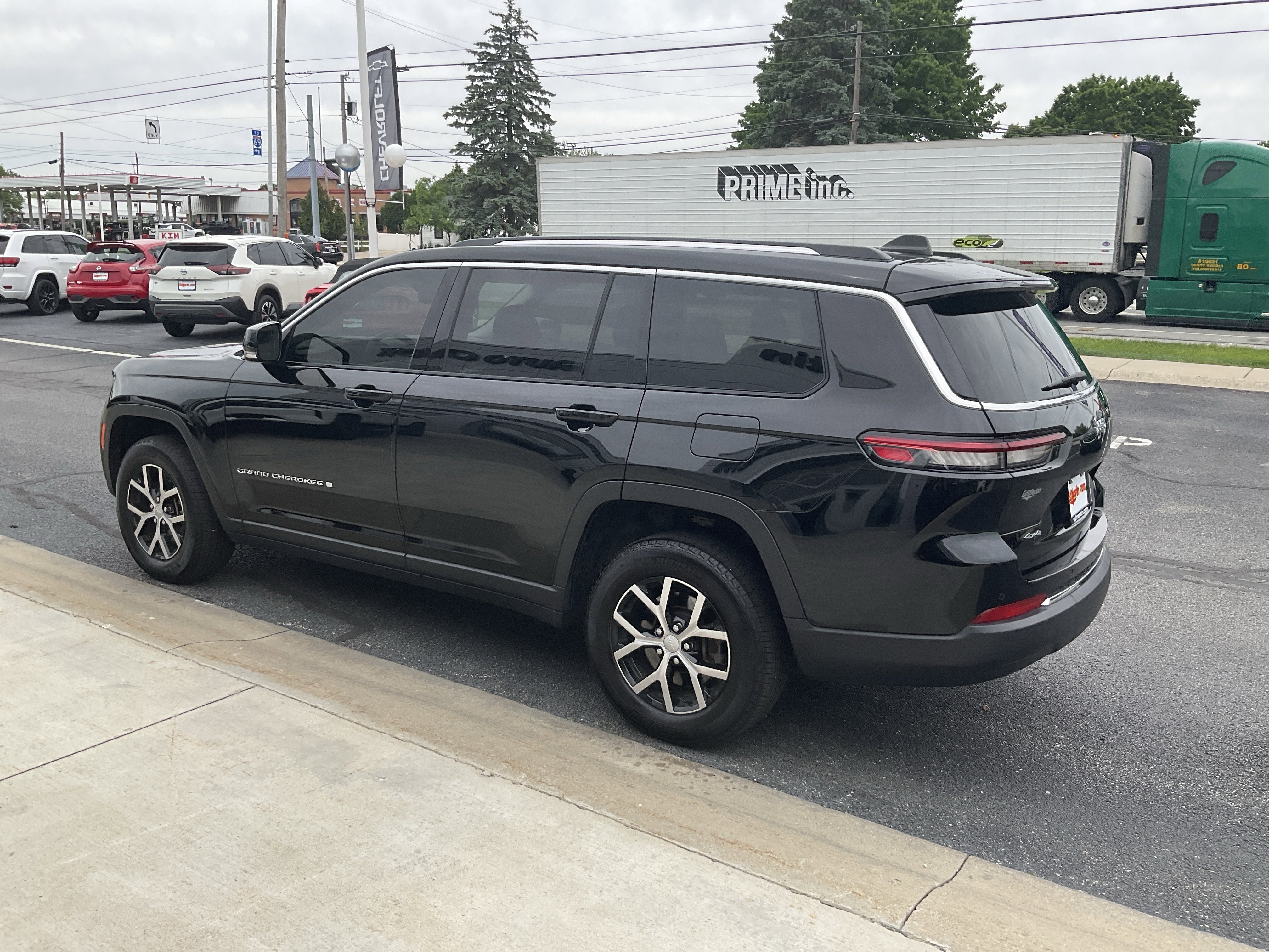 2023 Jeep Grand Cherokee L Limited