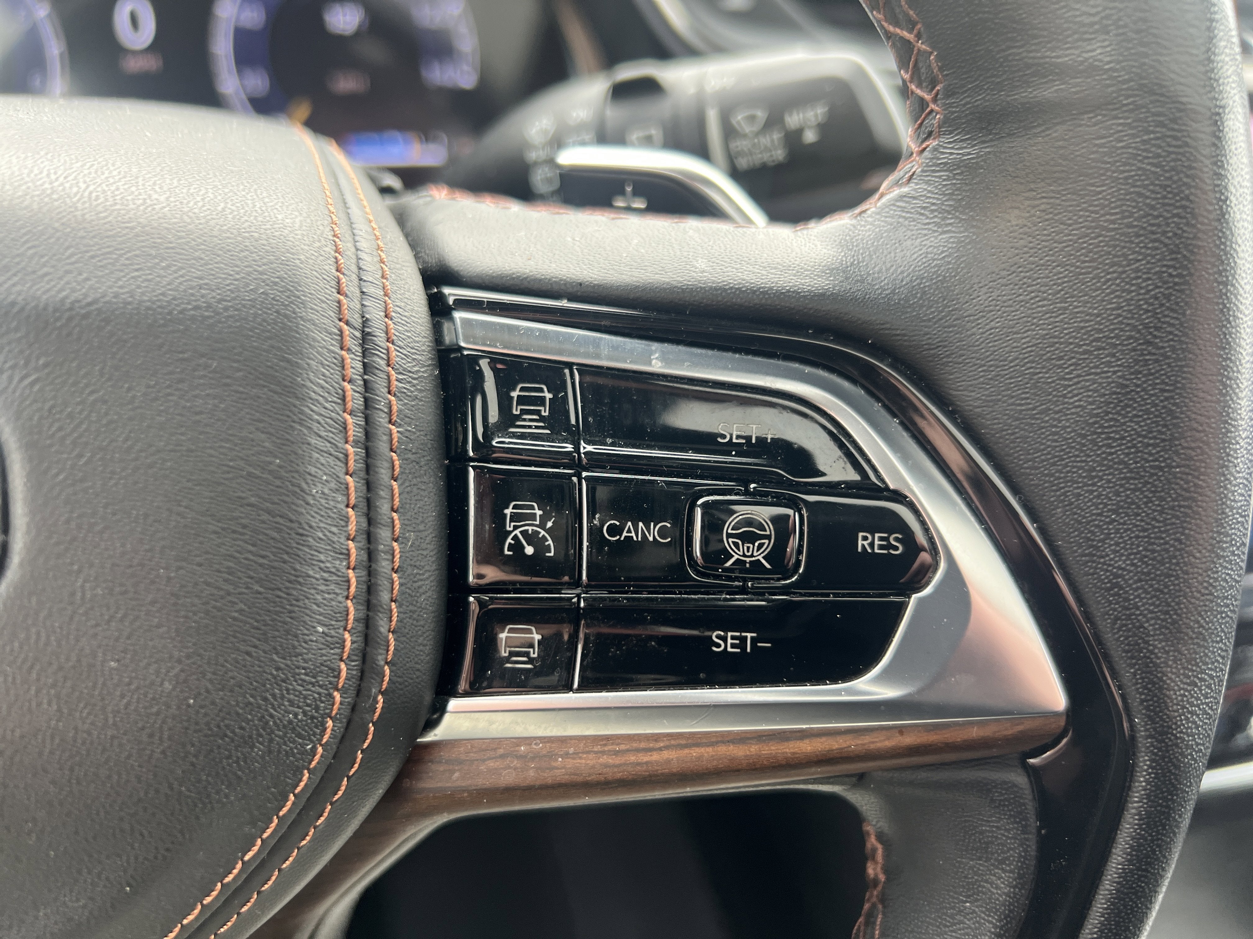 2023 Jeep Grand Cherokee L Summit