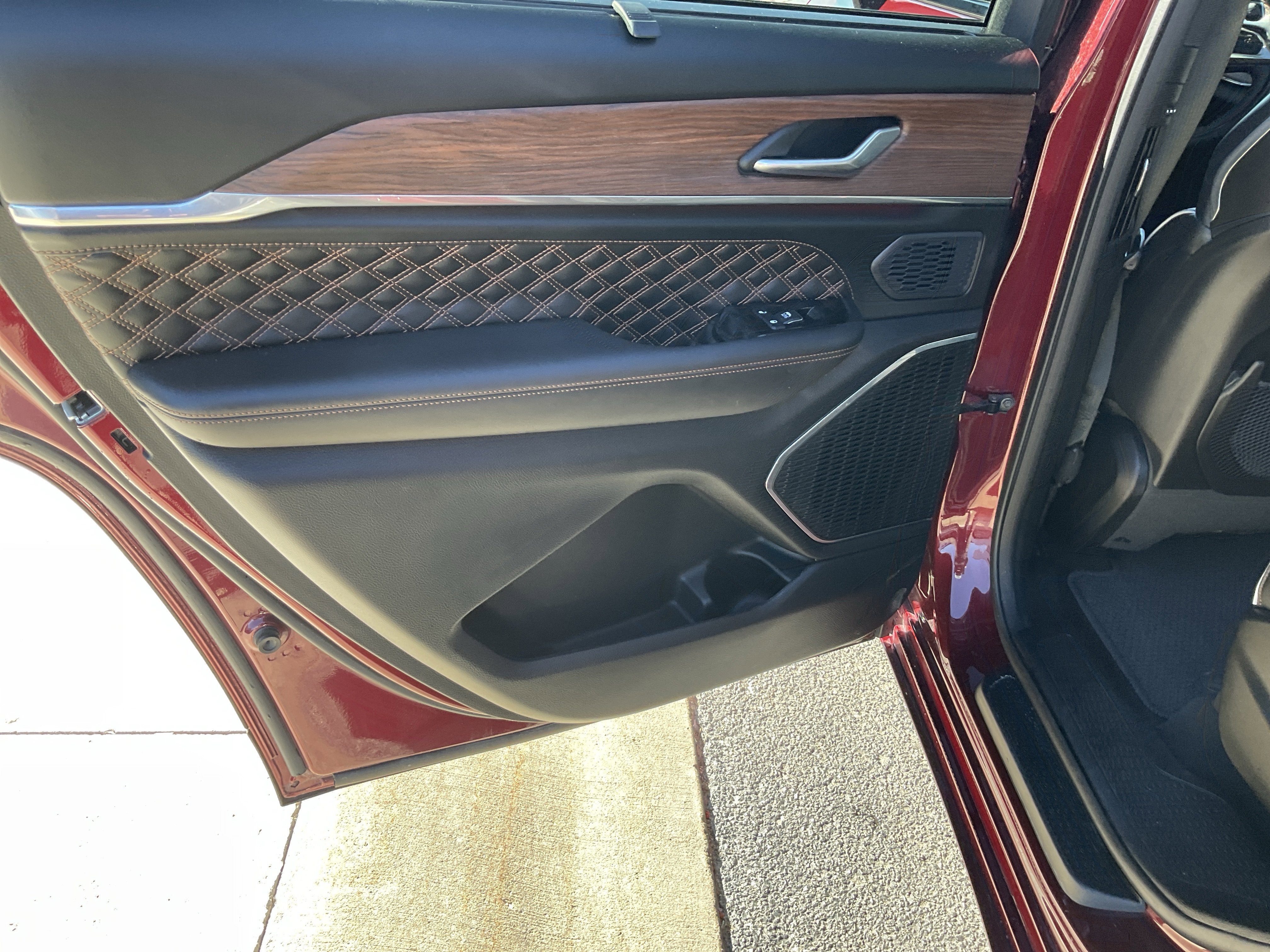 2023 Jeep Grand Cherokee L Summit