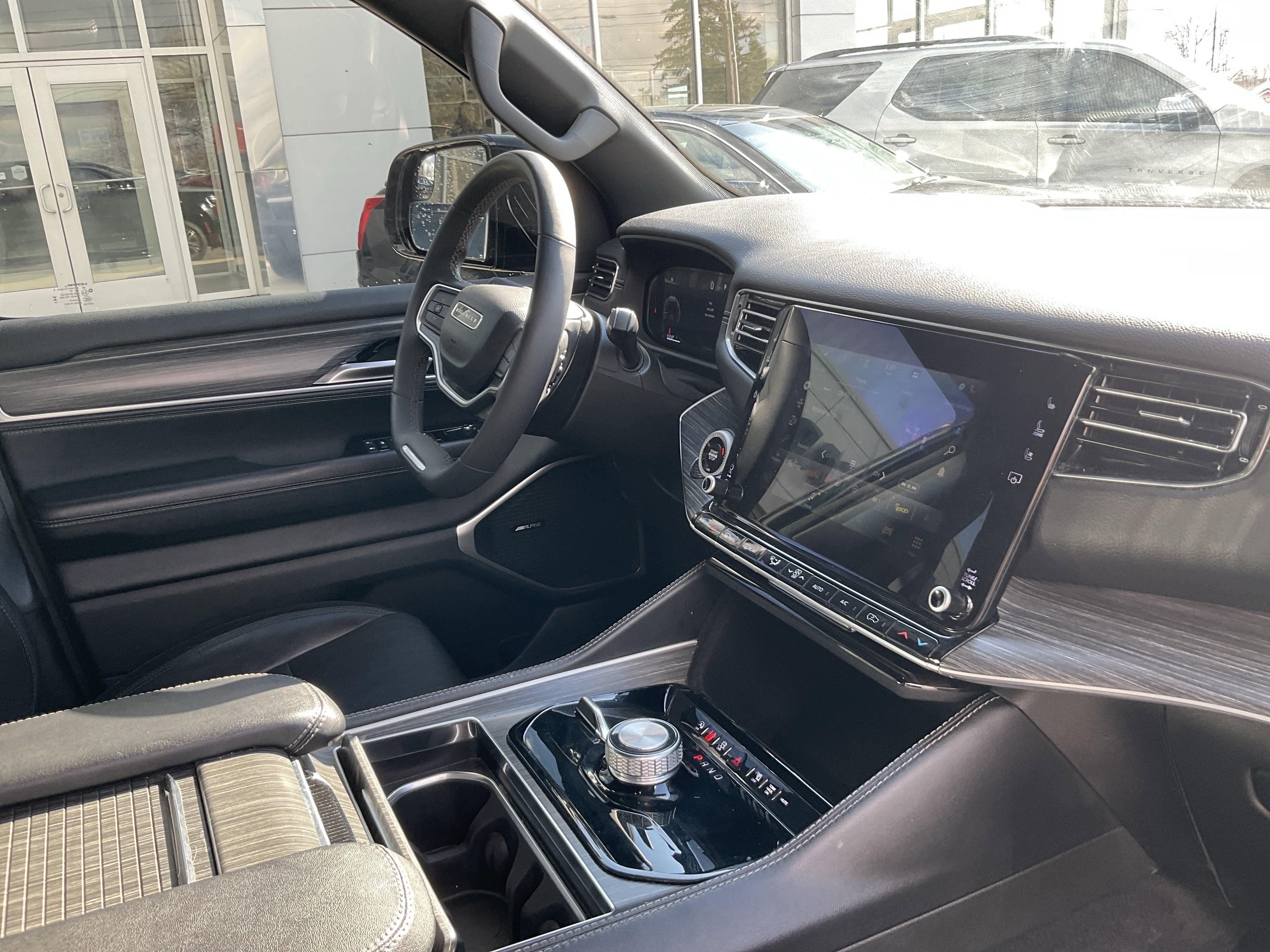 2024 Jeep Wagoneer L Series II