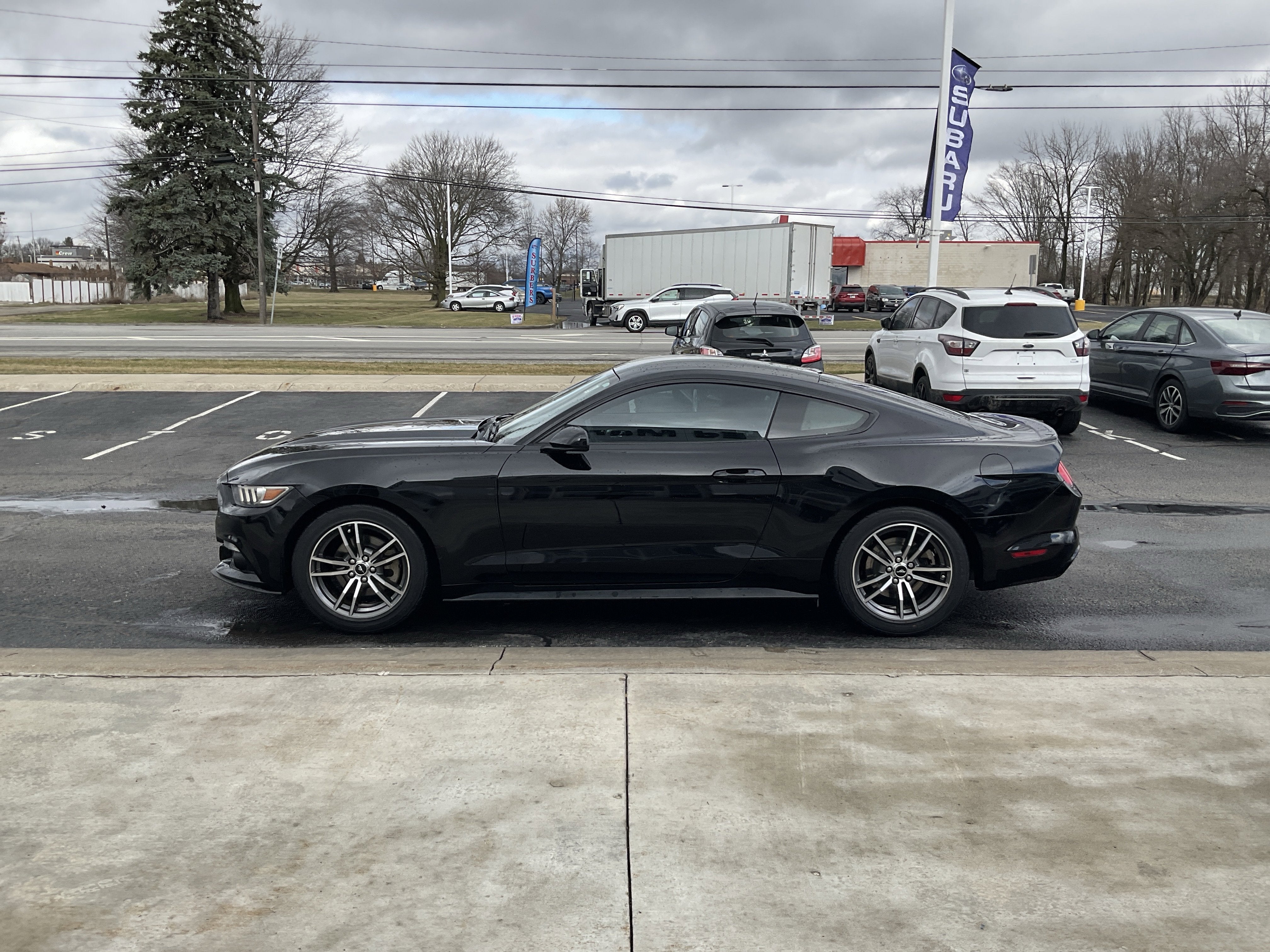 2017 Ford Mustang EcoBoost