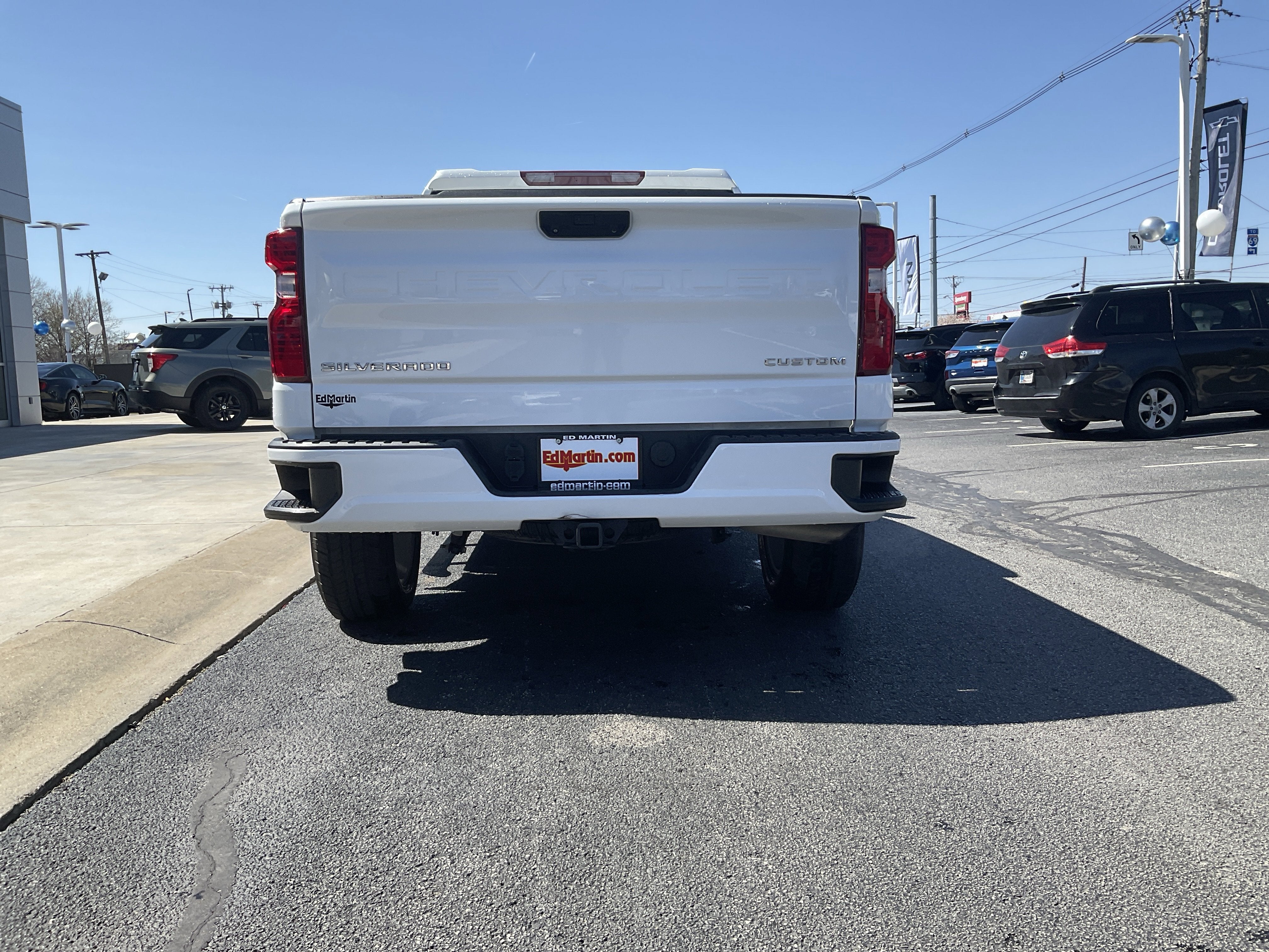 2022 Chevrolet Silverado 1500 Custom