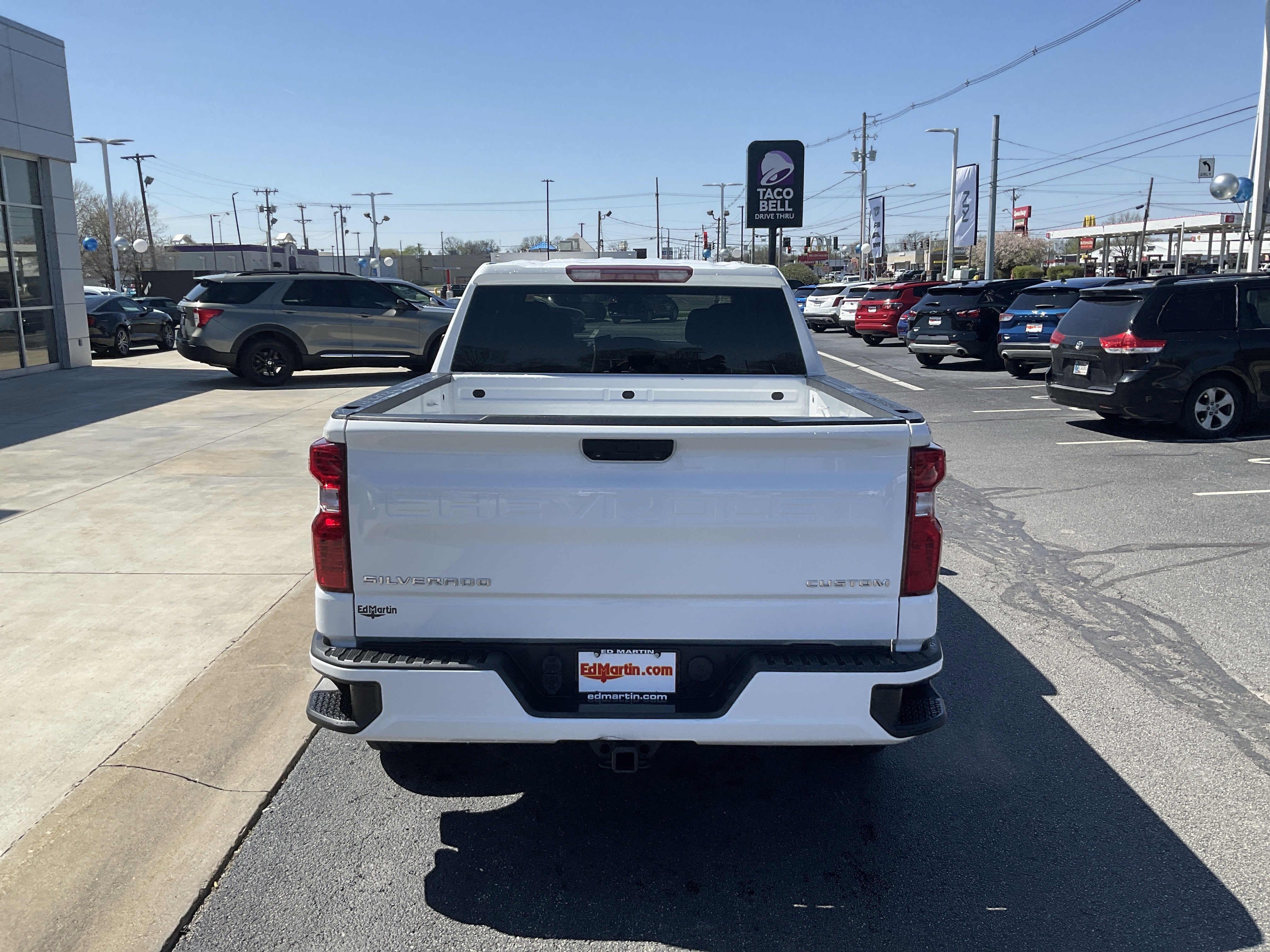 2022 Chevrolet Silverado 1500 Custom