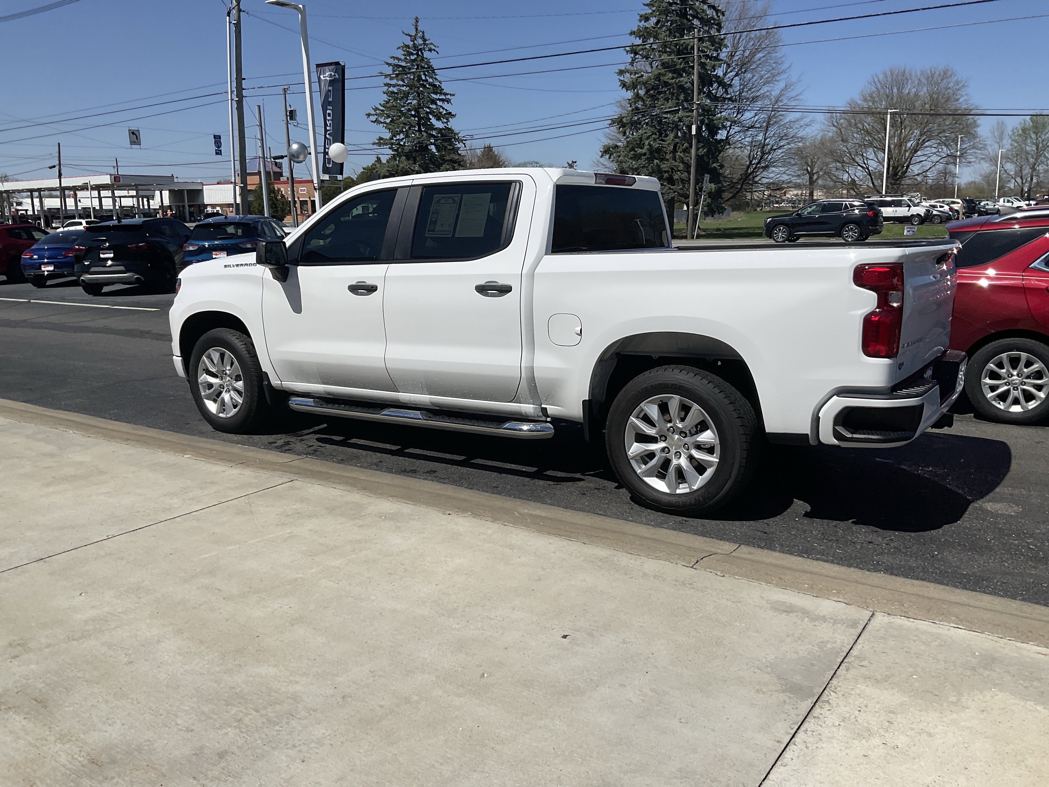 2022 Chevrolet Silverado 1500 Custom