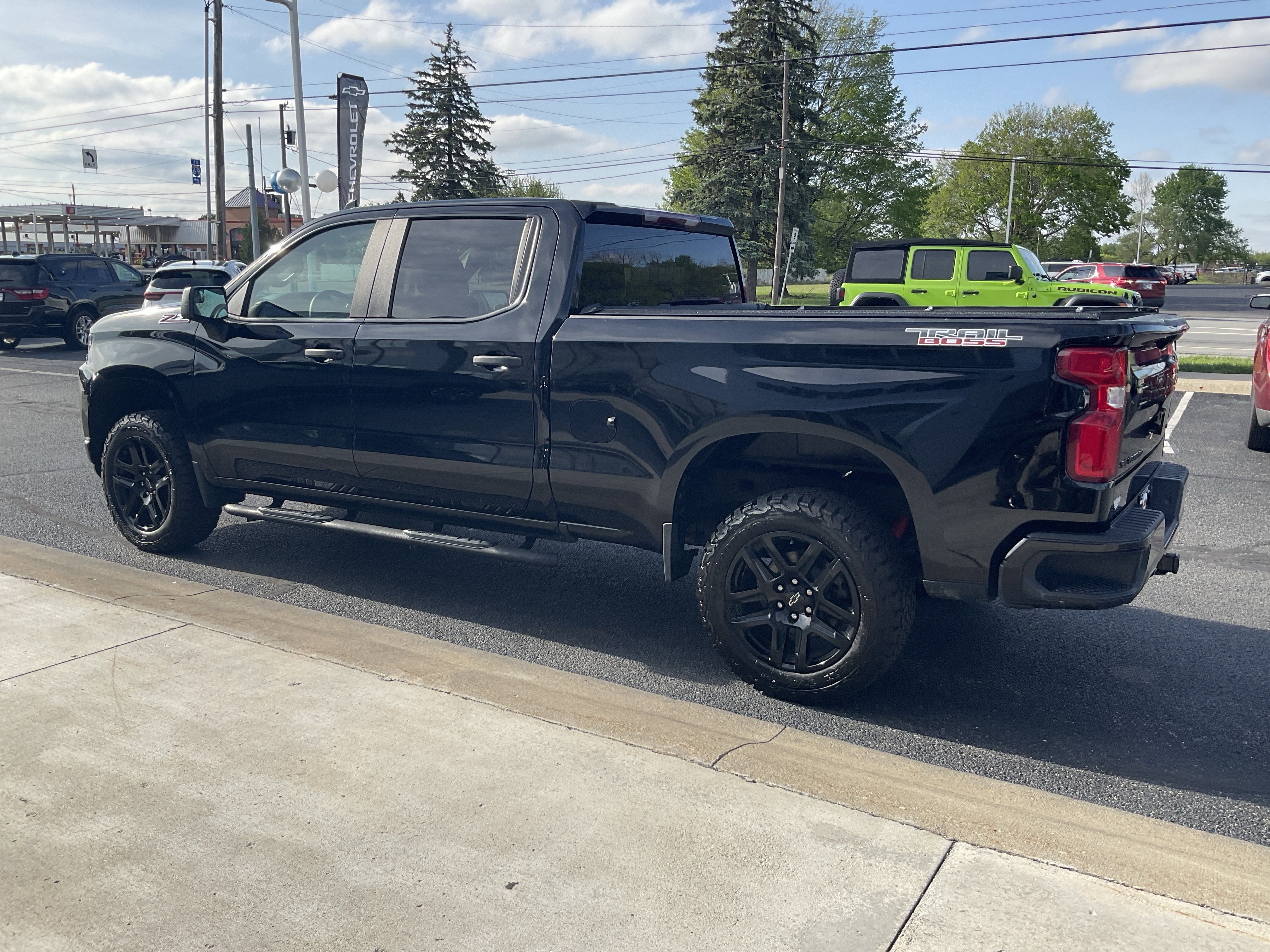 2021 Chevrolet Silverado 1500 Custom Trail Boss