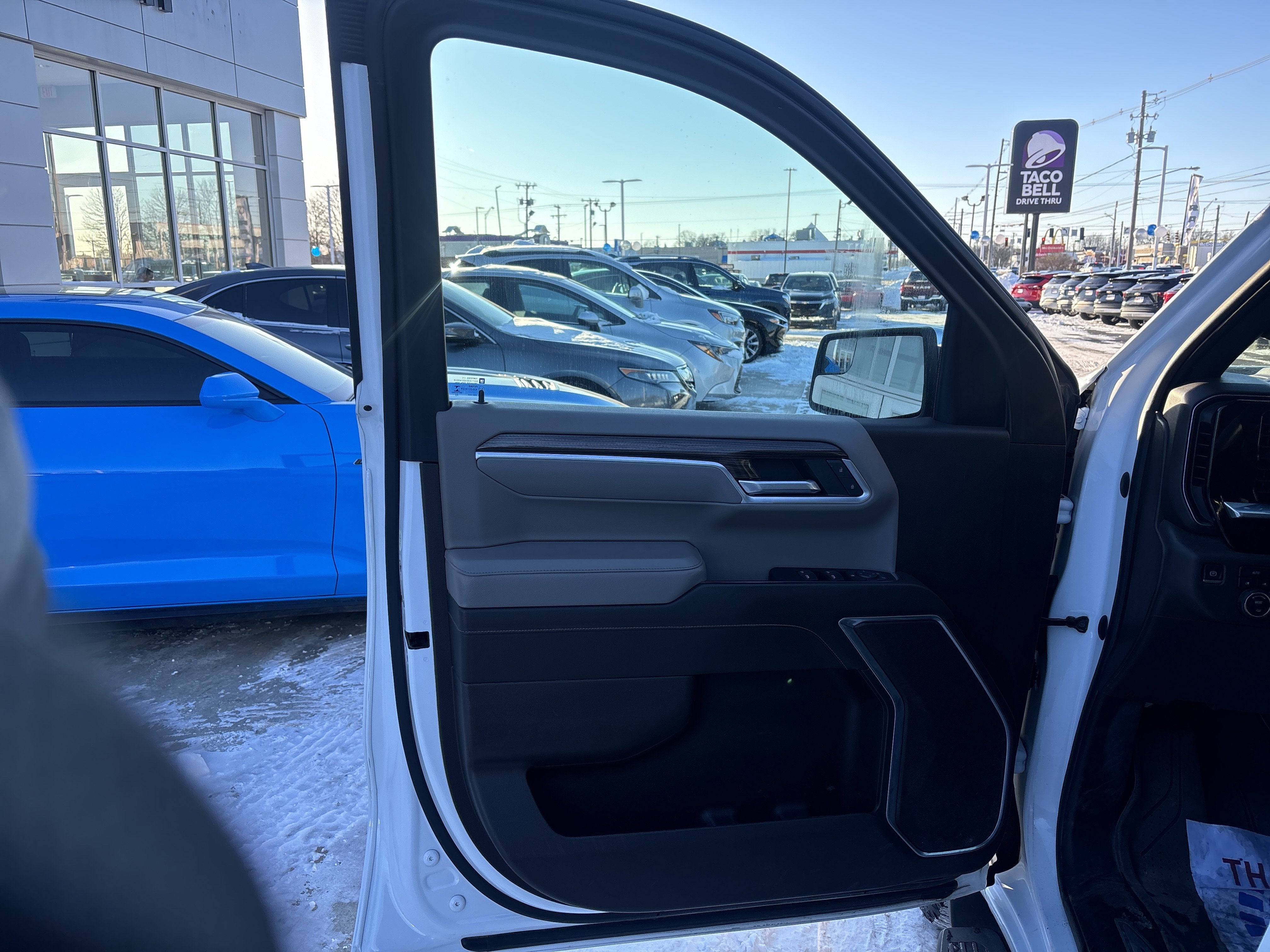 2022 Chevrolet Silverado 1500 LT Texas Edition