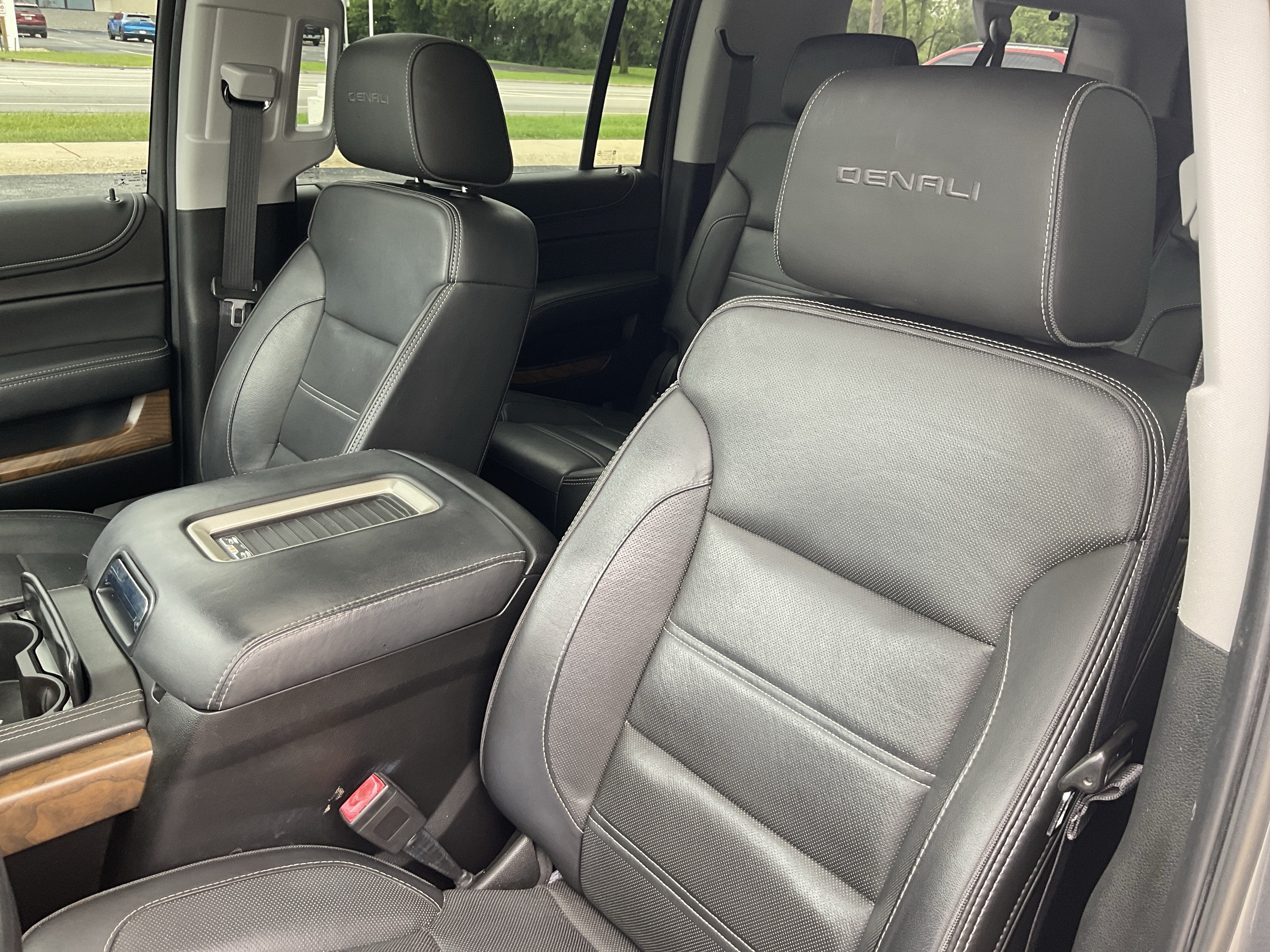 2020 GMC Yukon XL Denali