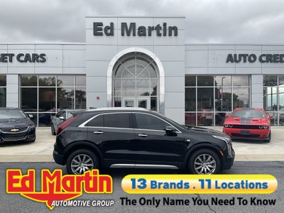 2022 Cadillac XT4 Premium Luxury