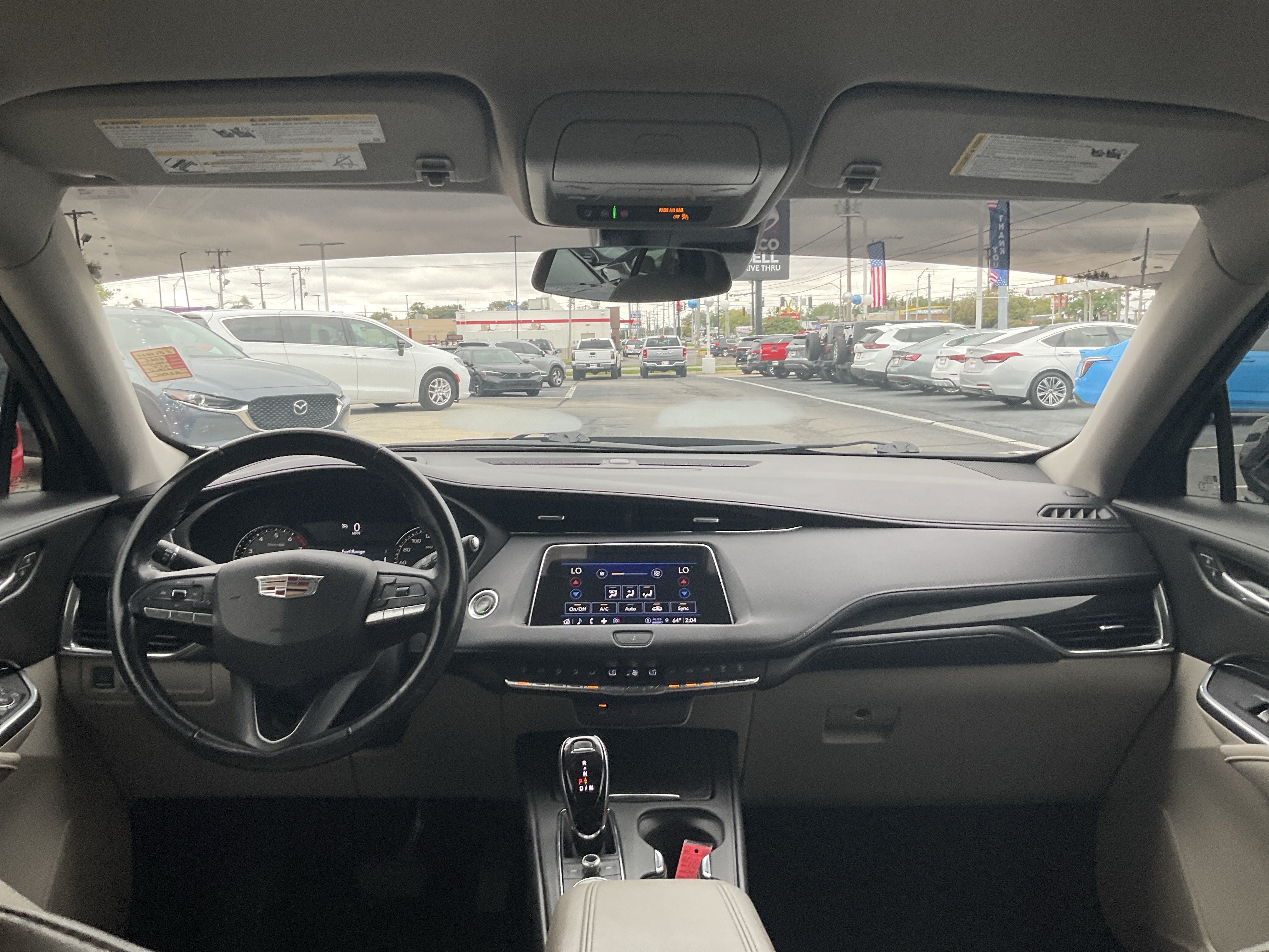 2022 Cadillac XT4 Premium Luxury