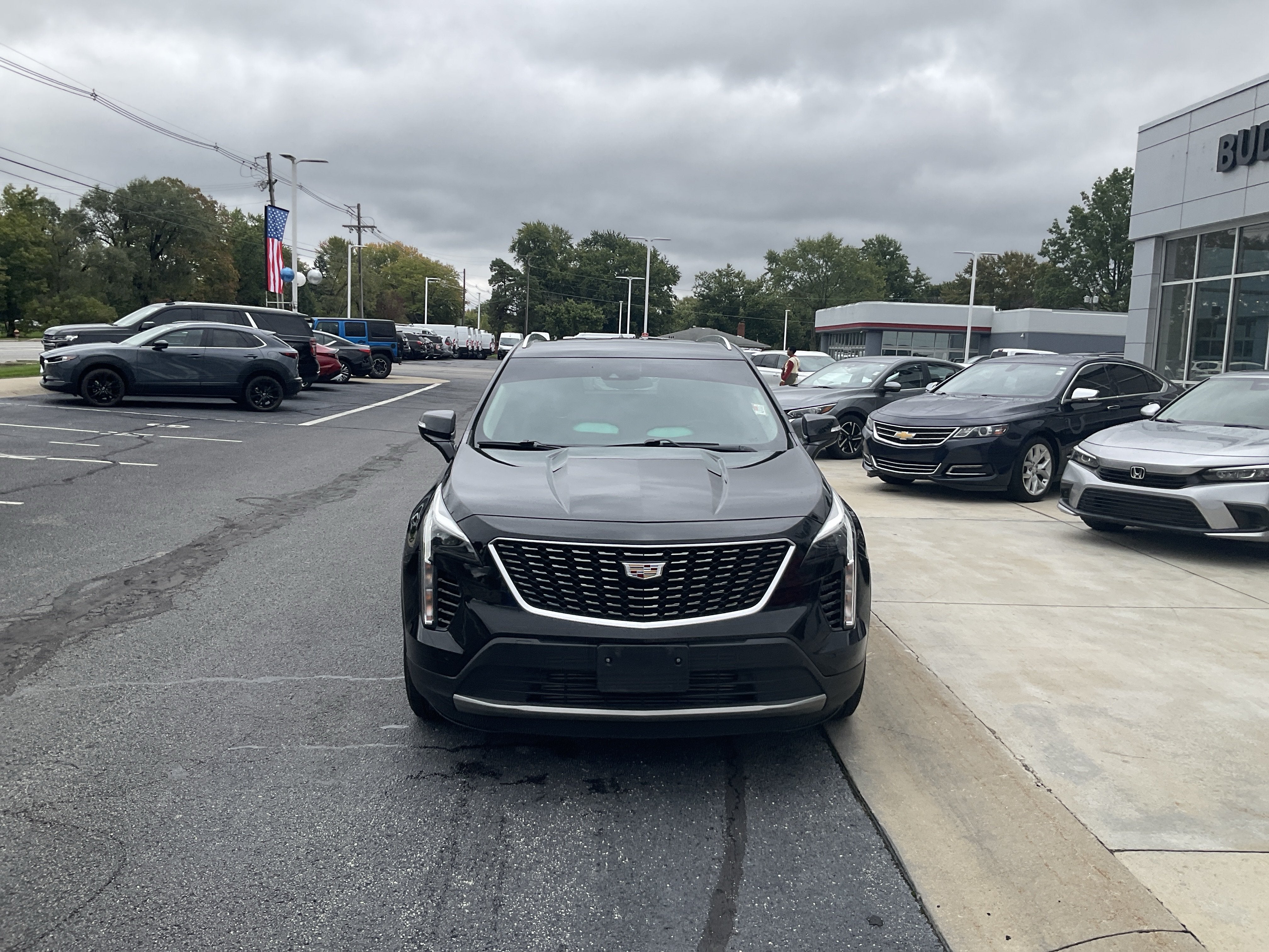 2022 Cadillac XT4 Premium Luxury