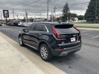 2022 Cadillac XT4 Premium Luxury