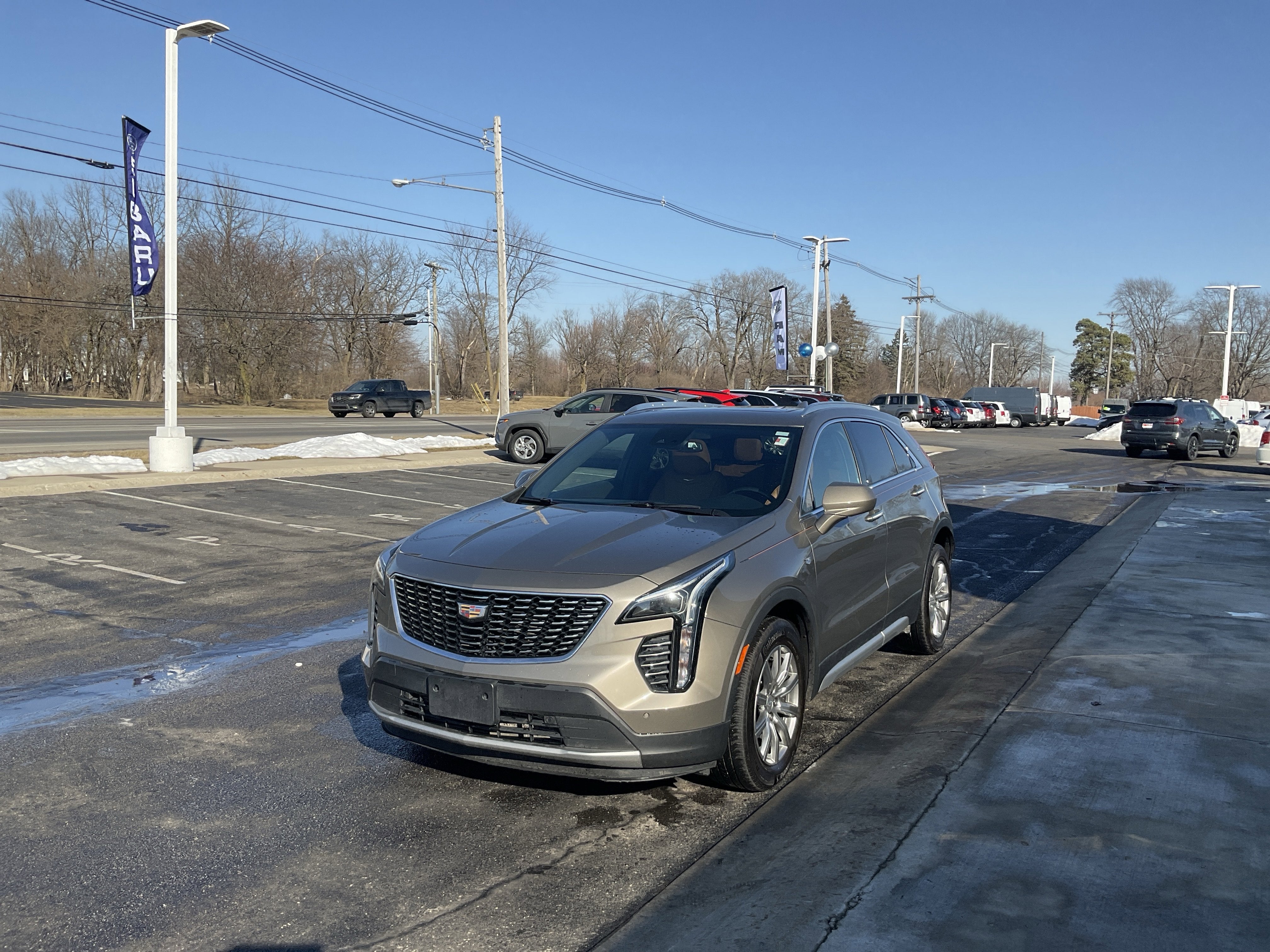 2020 Cadillac XT4 Premium Luxury