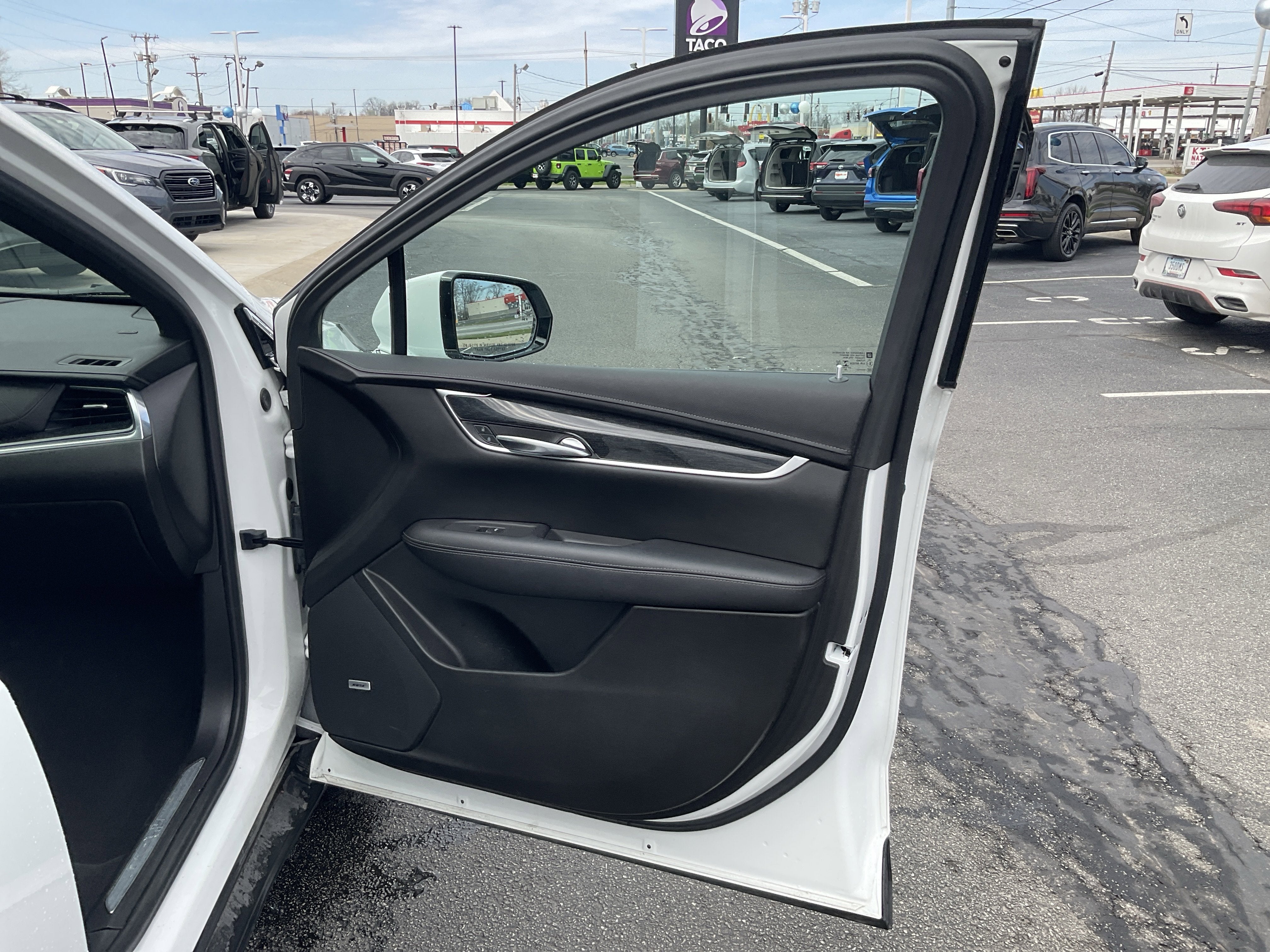 2021 Cadillac XT5 Premium Luxury