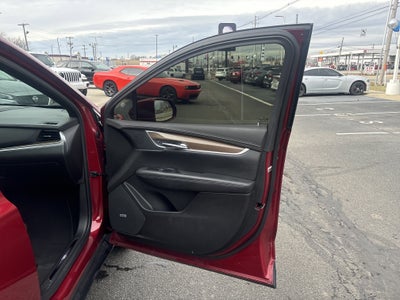 2019 Cadillac XT5 Platinum