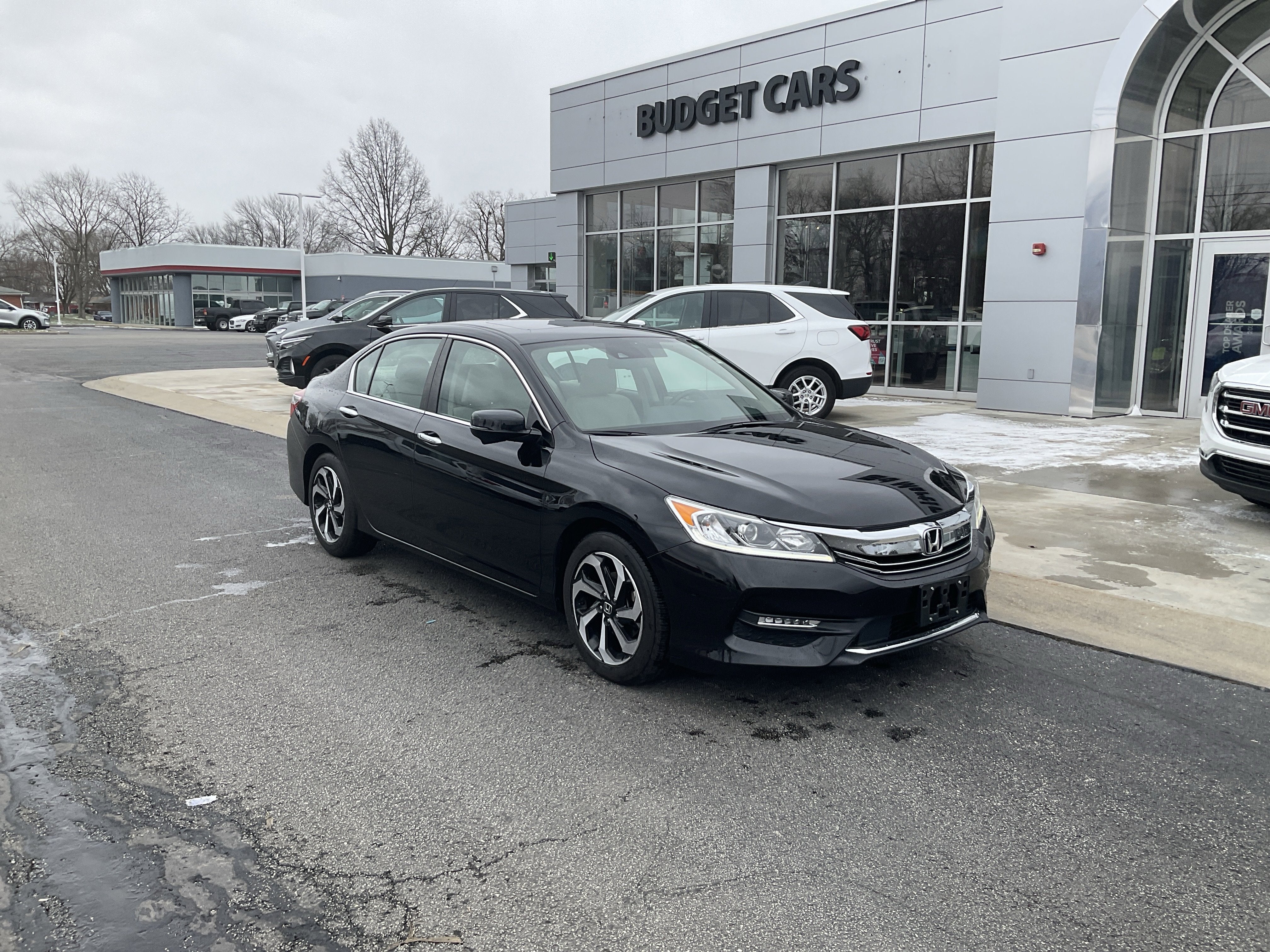 2017 Honda Accord EX-L w/Navigation and Honda Sensing