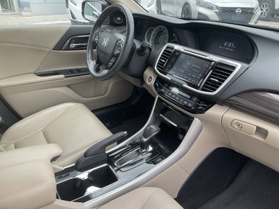 2017 Honda Accord EX-L w/Navigation and Honda Sensing