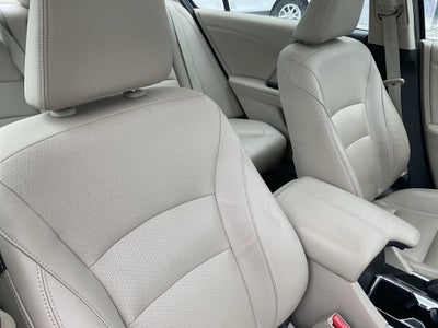 2017 Honda Accord EX-L w/Navigation and Honda Sensing