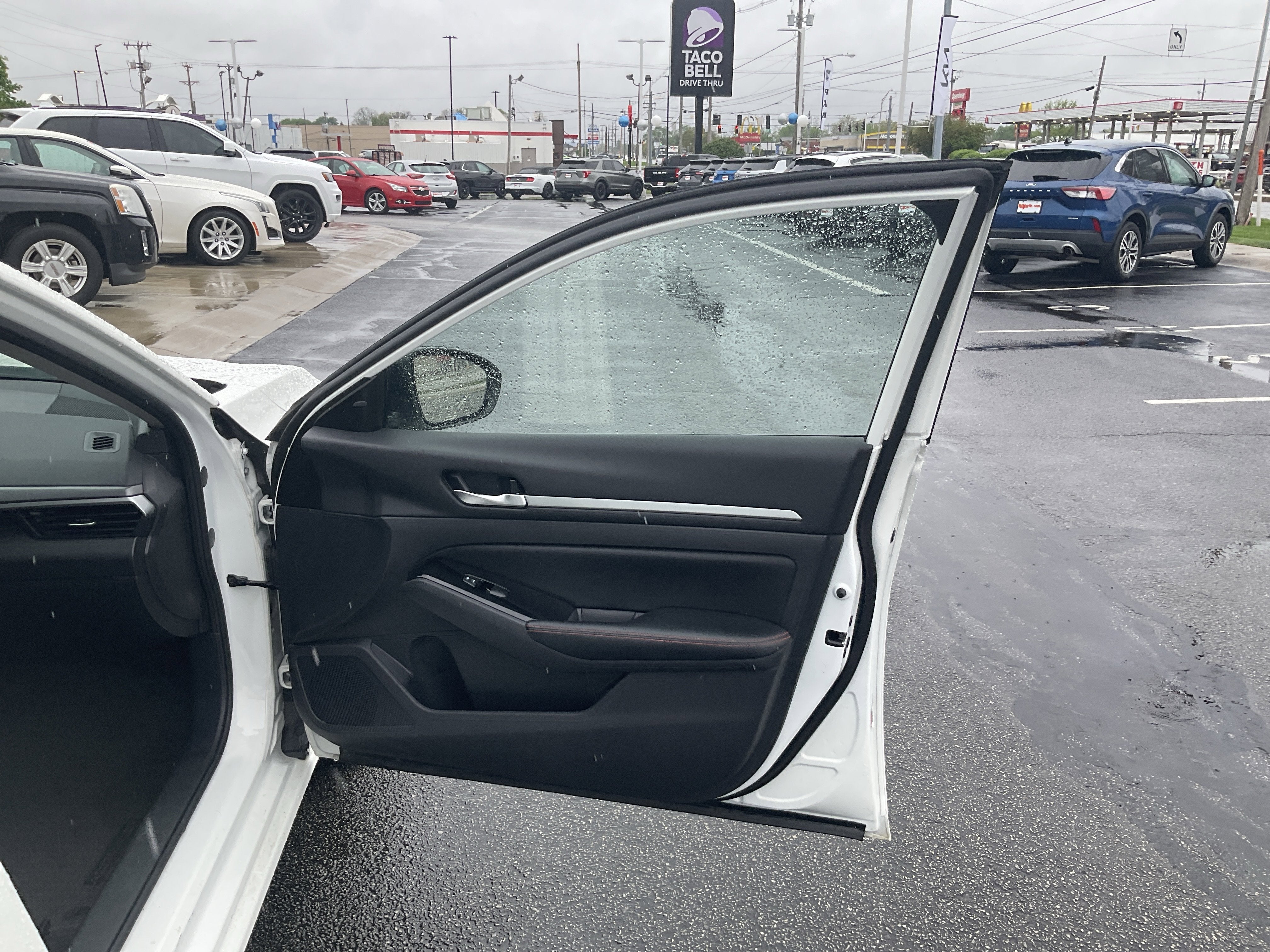 2024 Nissan Altima 2.5 SR