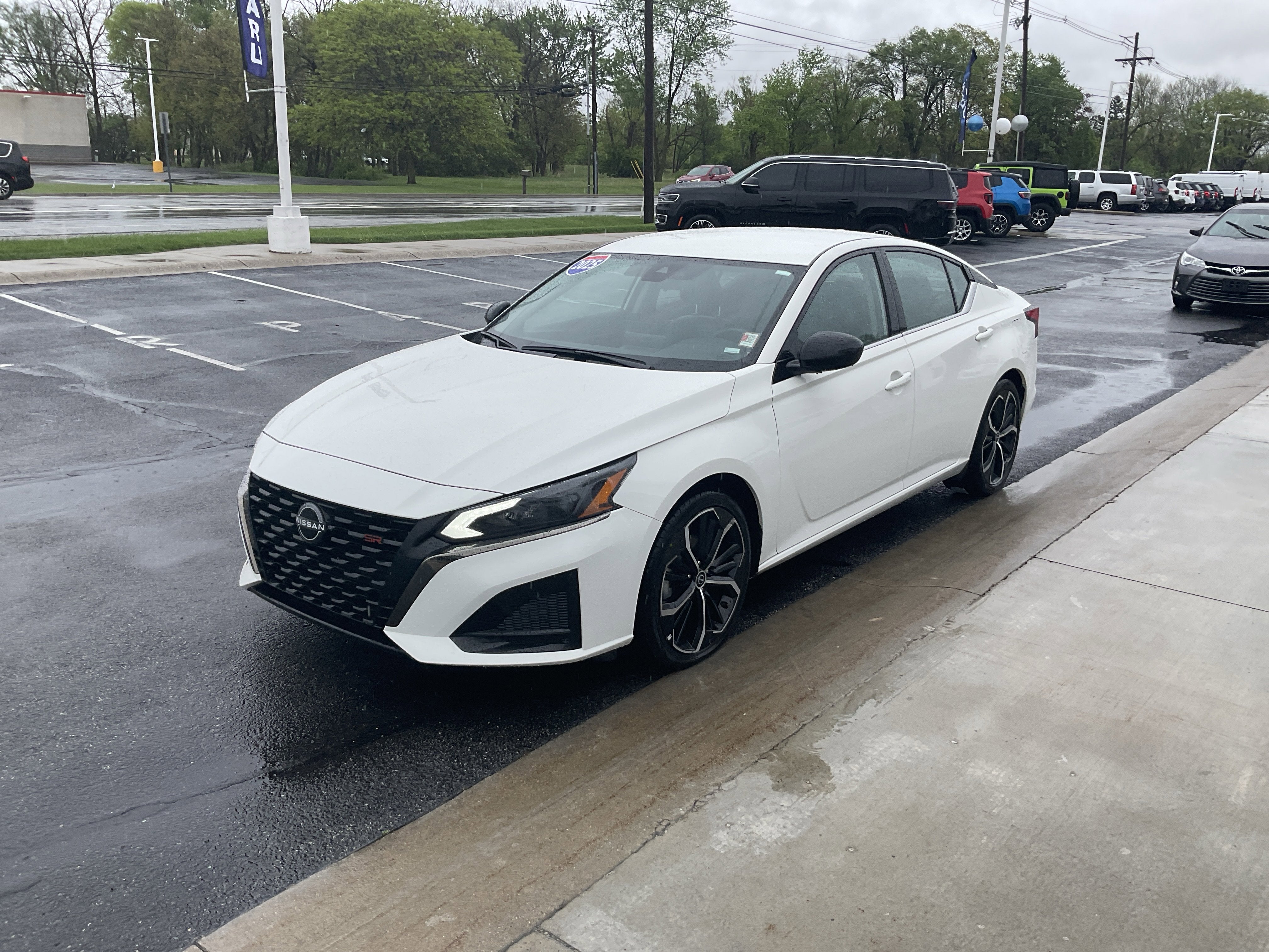 2024 Nissan Altima 2.5 SR