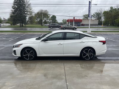 2024 Nissan Altima 2.5 SR