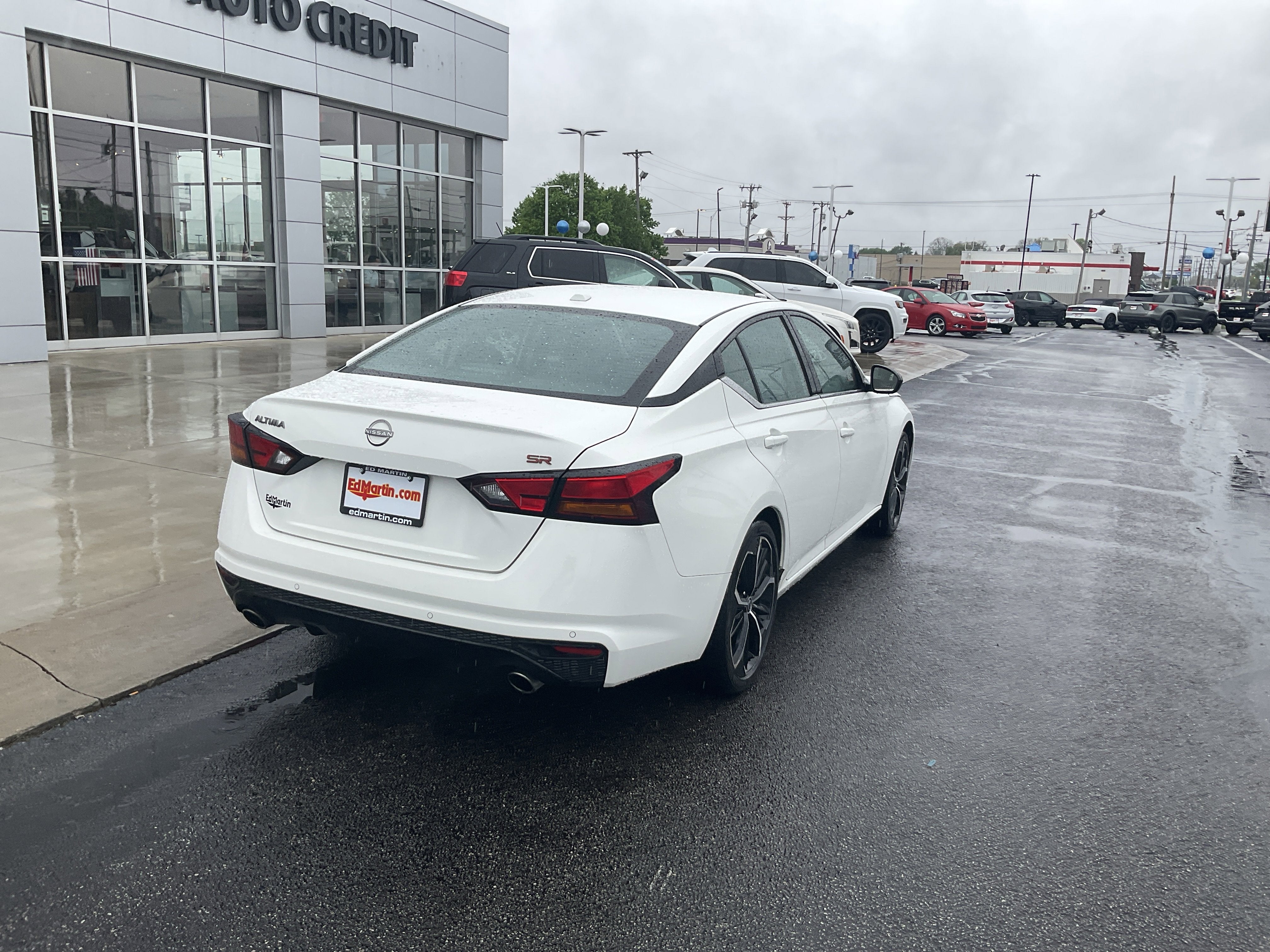 2024 Nissan Altima 2.5 SR