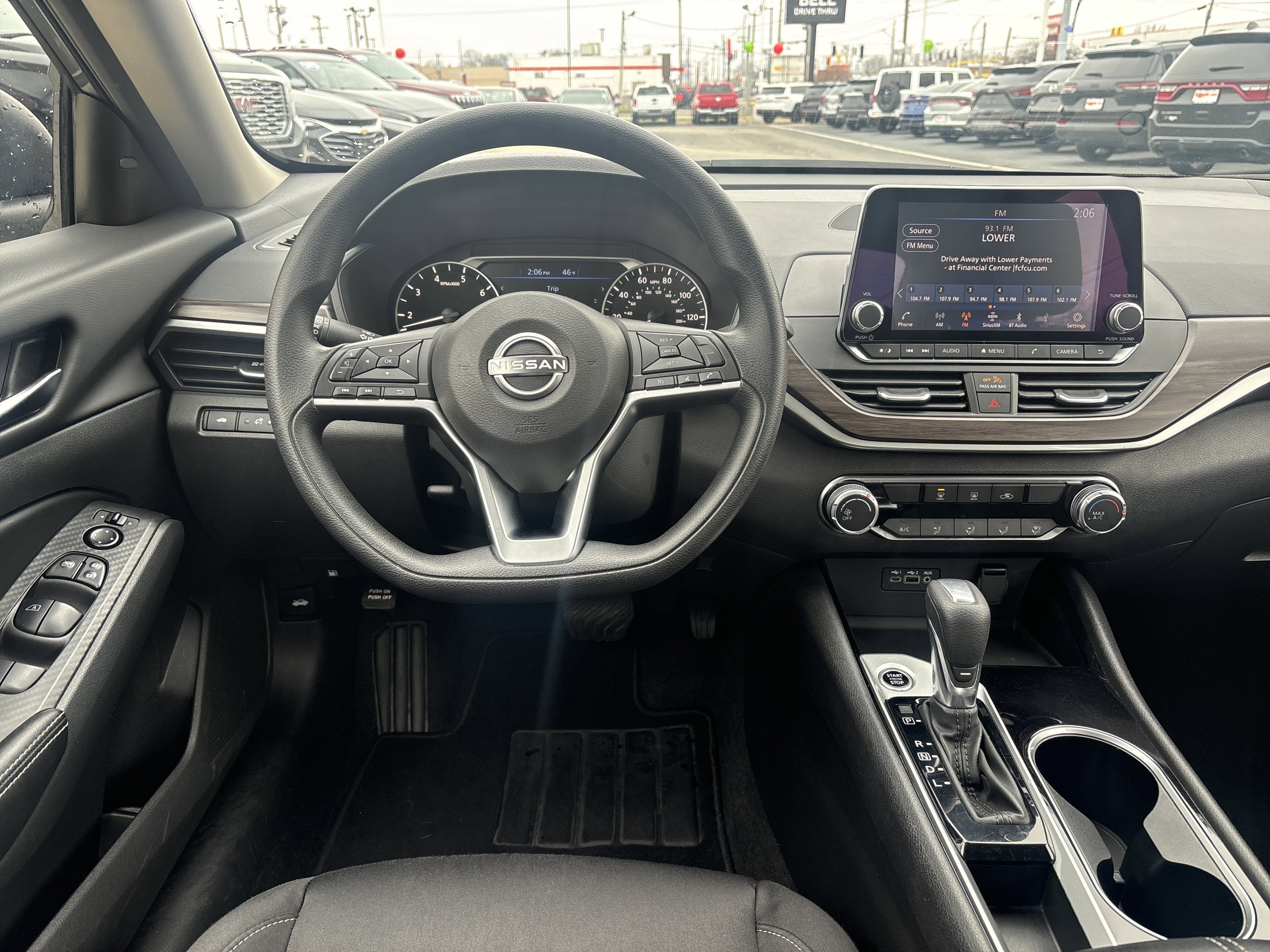 2024 Nissan Altima 2.5 SV