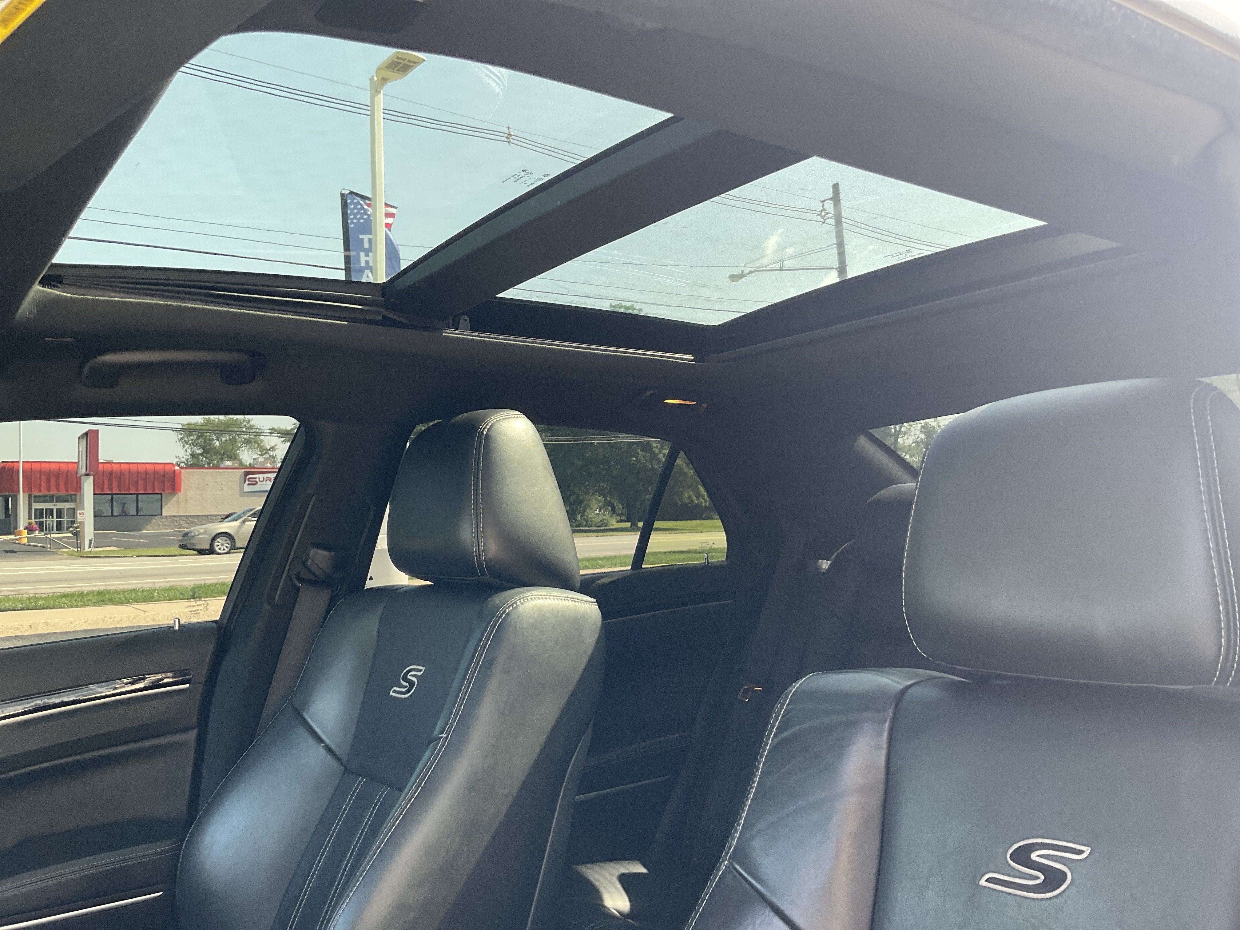2022 Chrysler 300 S