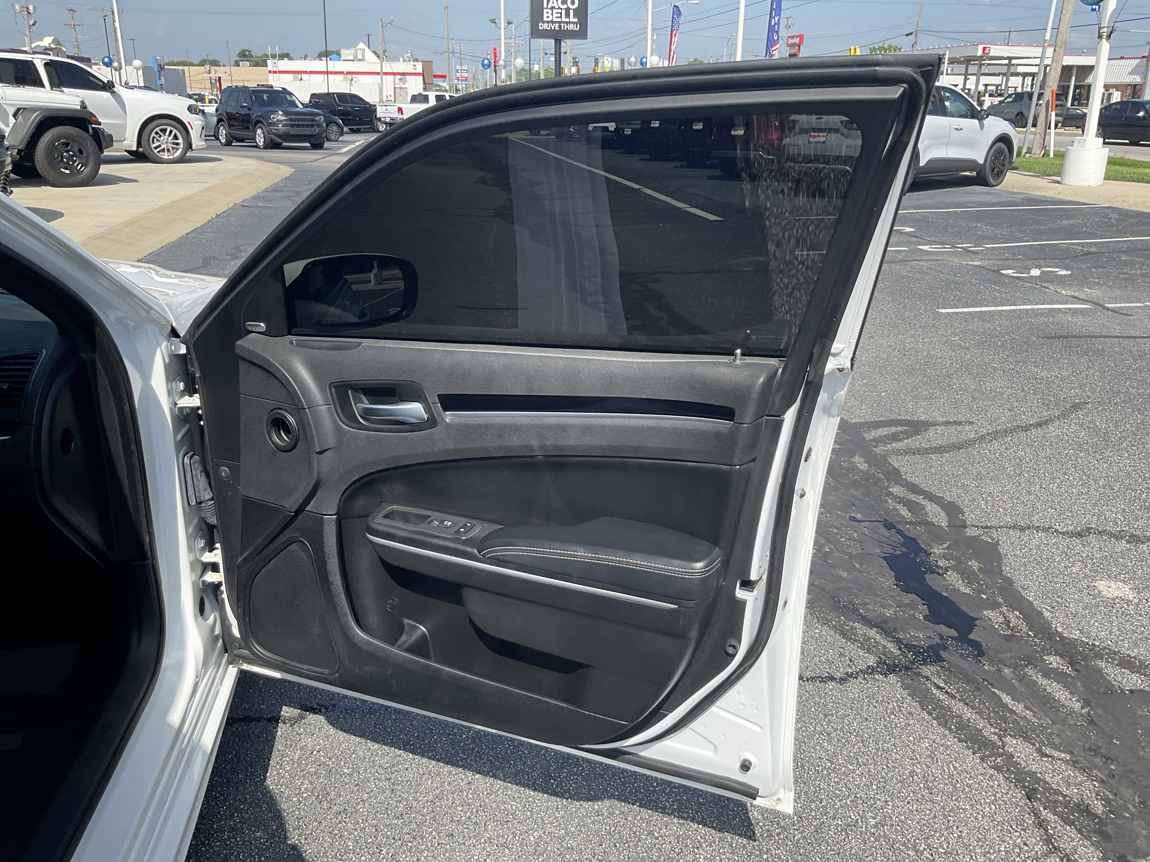 2022 Chrysler 300 S