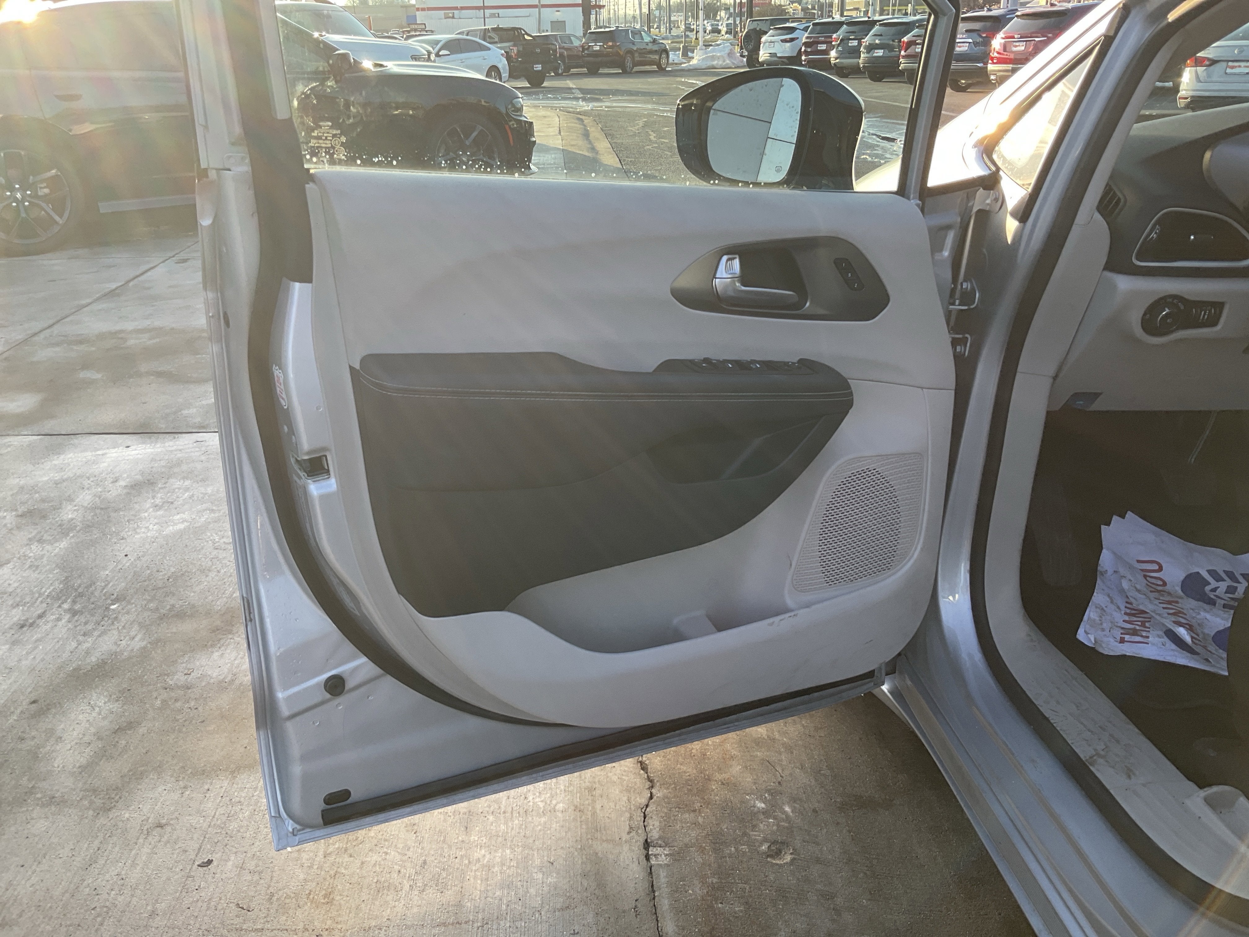 2024 Chrysler Pacifica Touring L