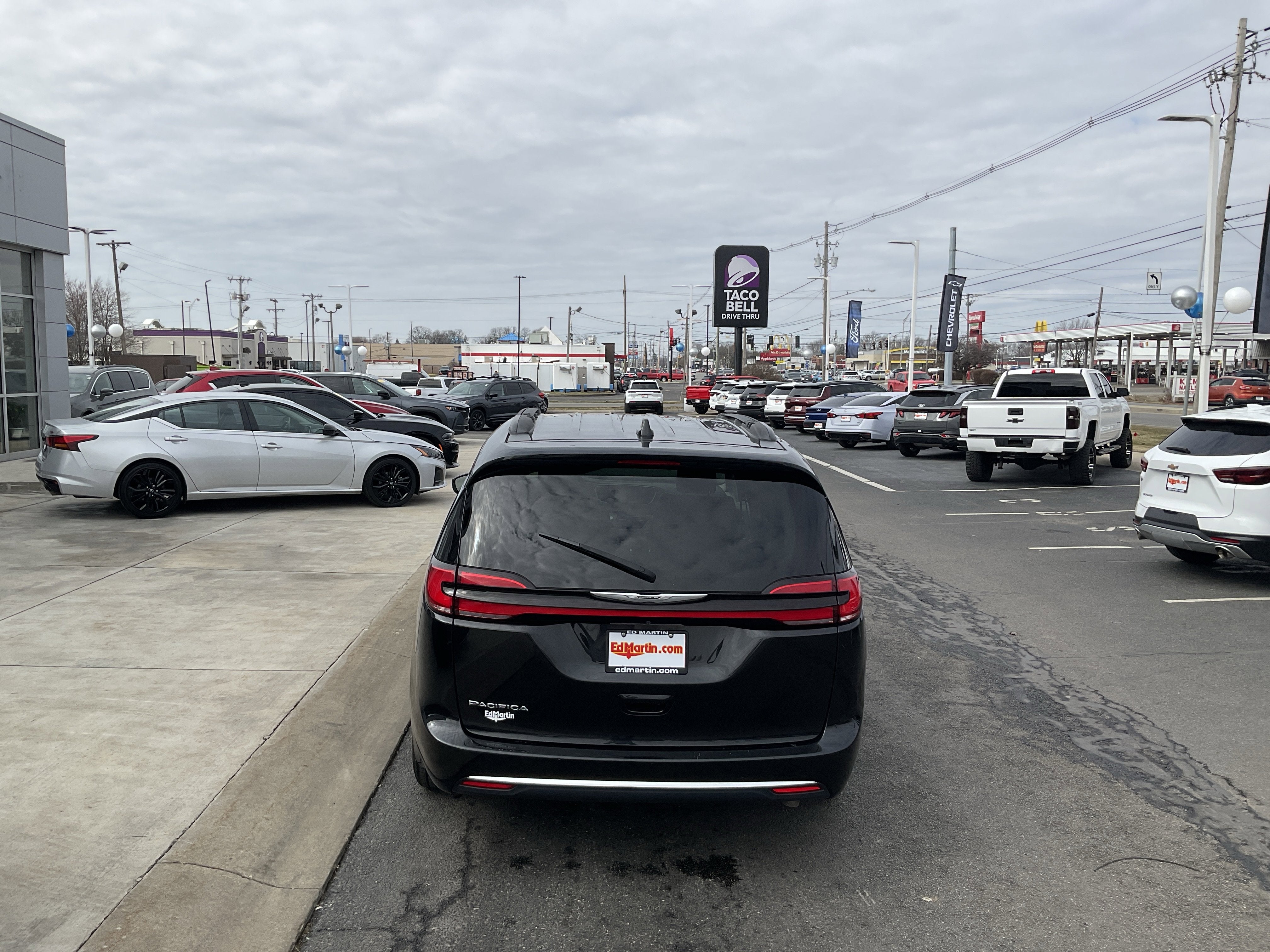 2022 Chrysler Pacifica Touring L