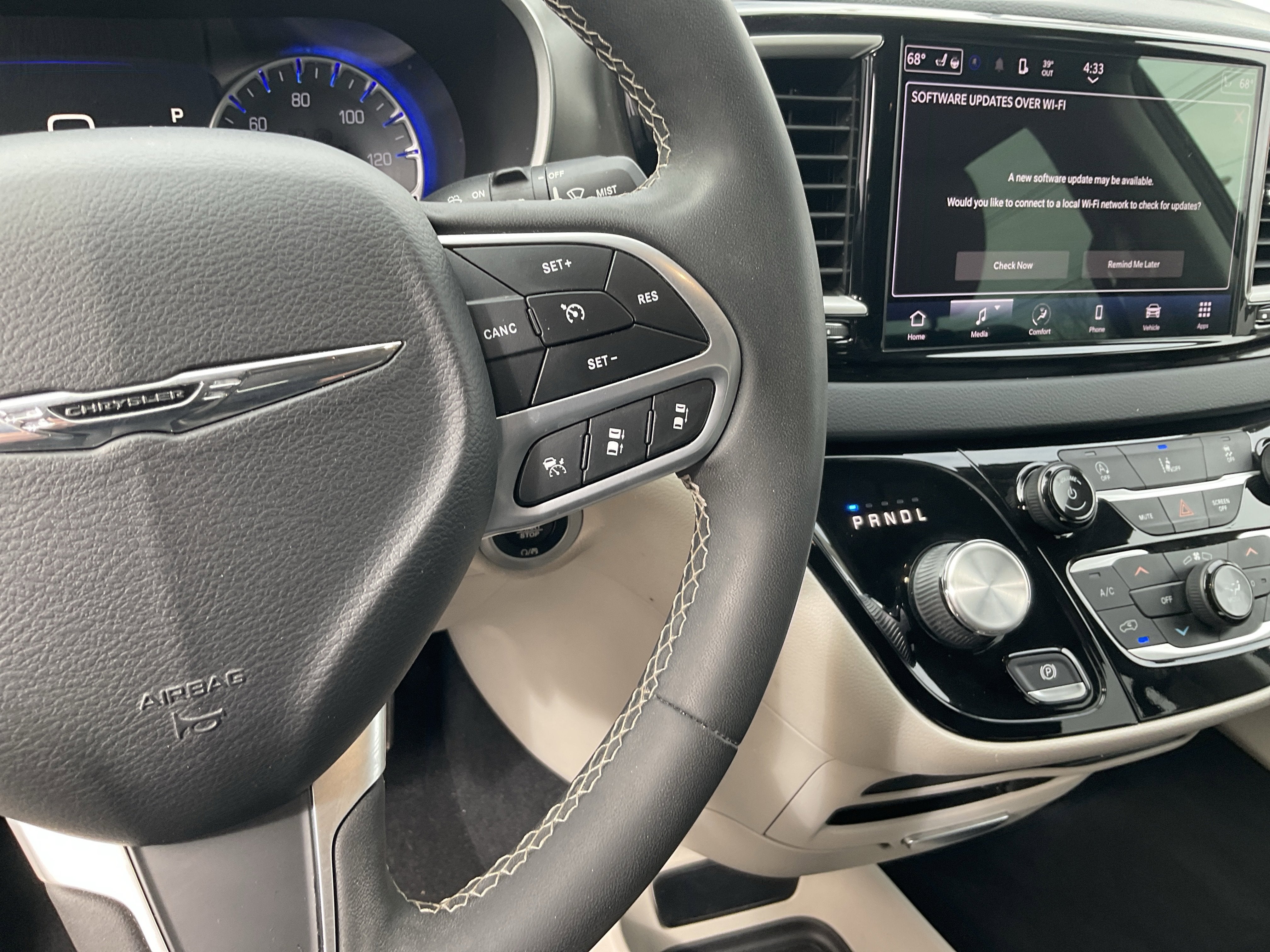 2022 Chrysler Pacifica Touring L