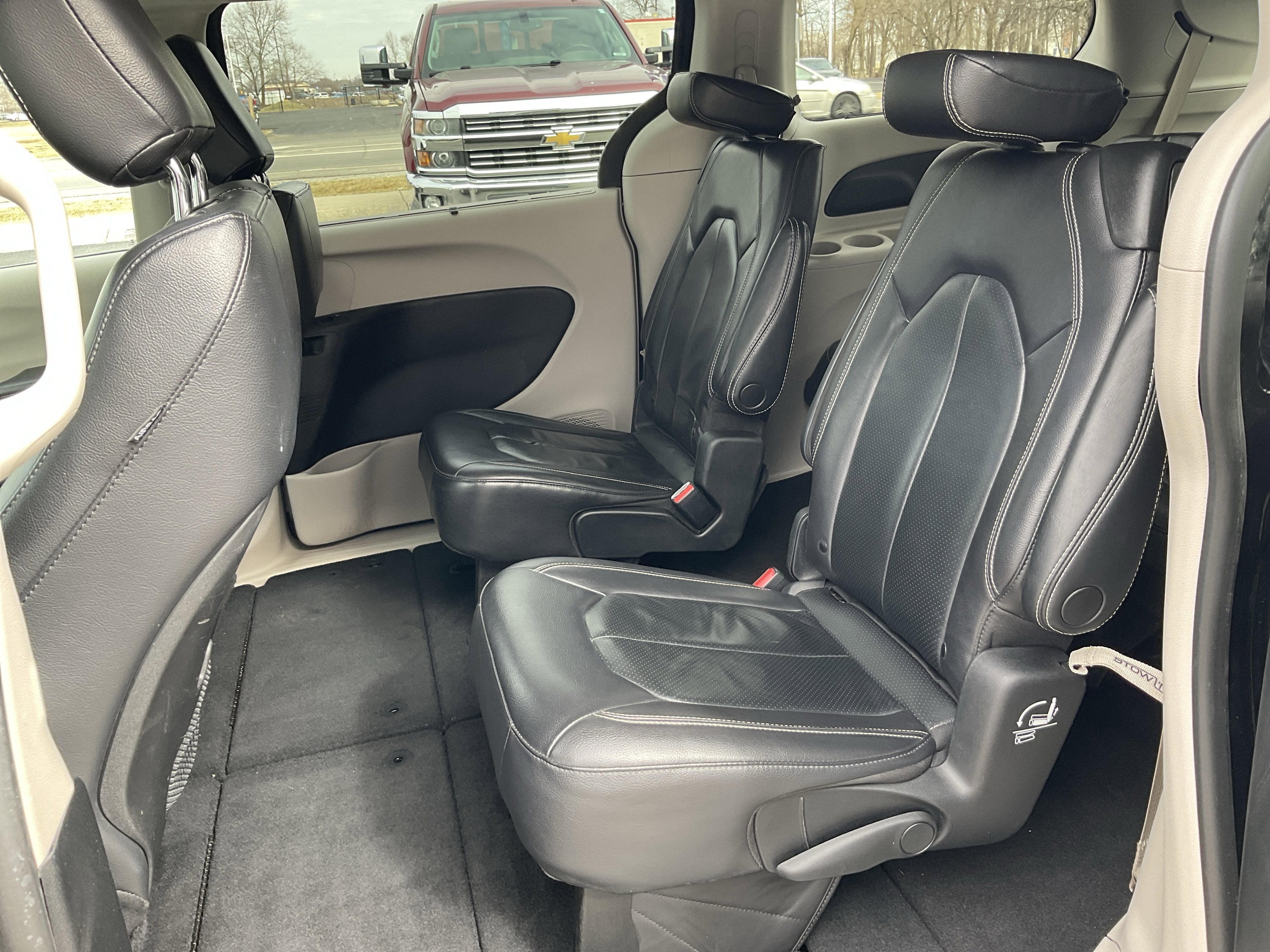 2022 Chrysler Pacifica Touring L