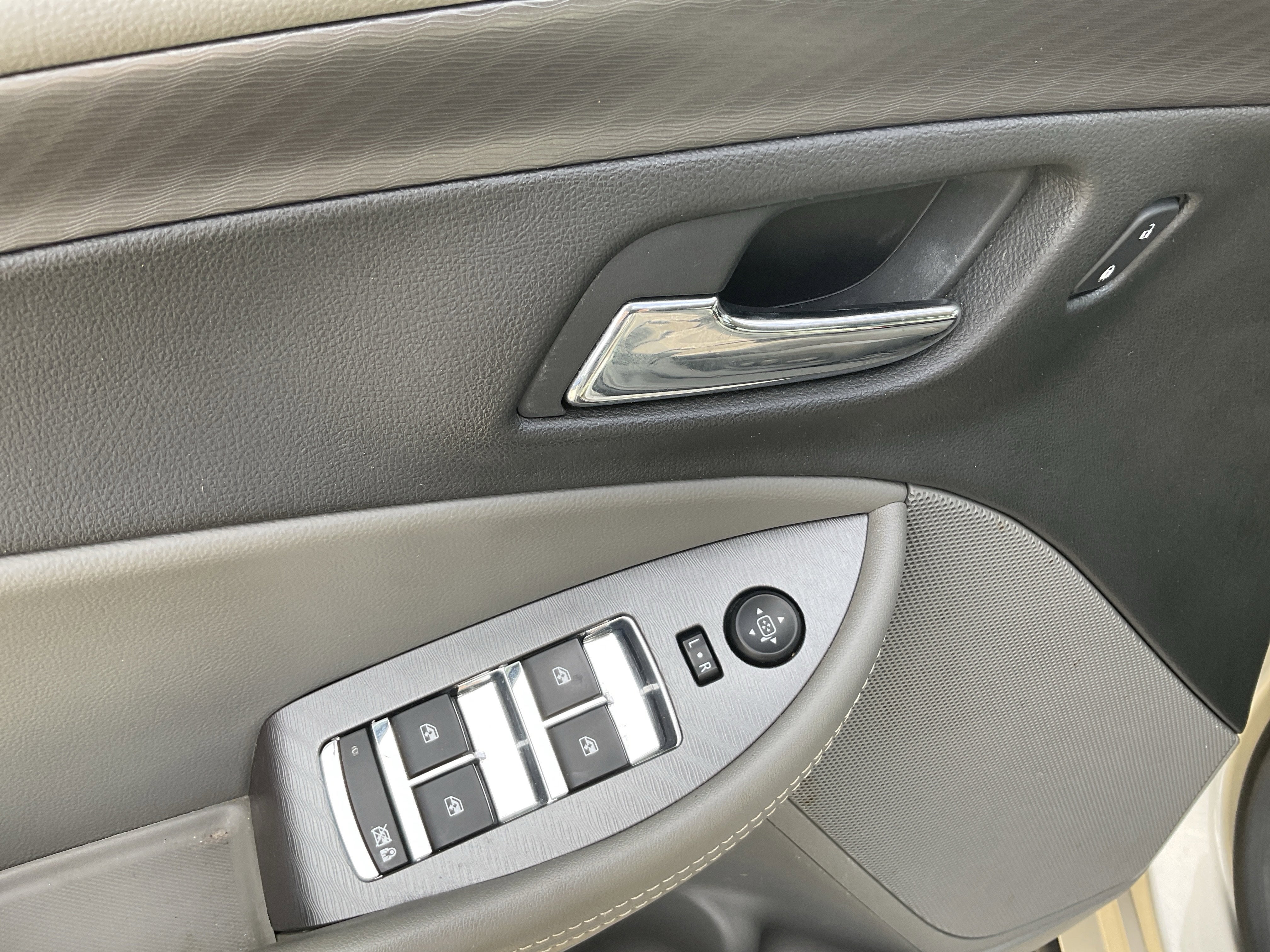 2015 Chevrolet Impala LS 1FL